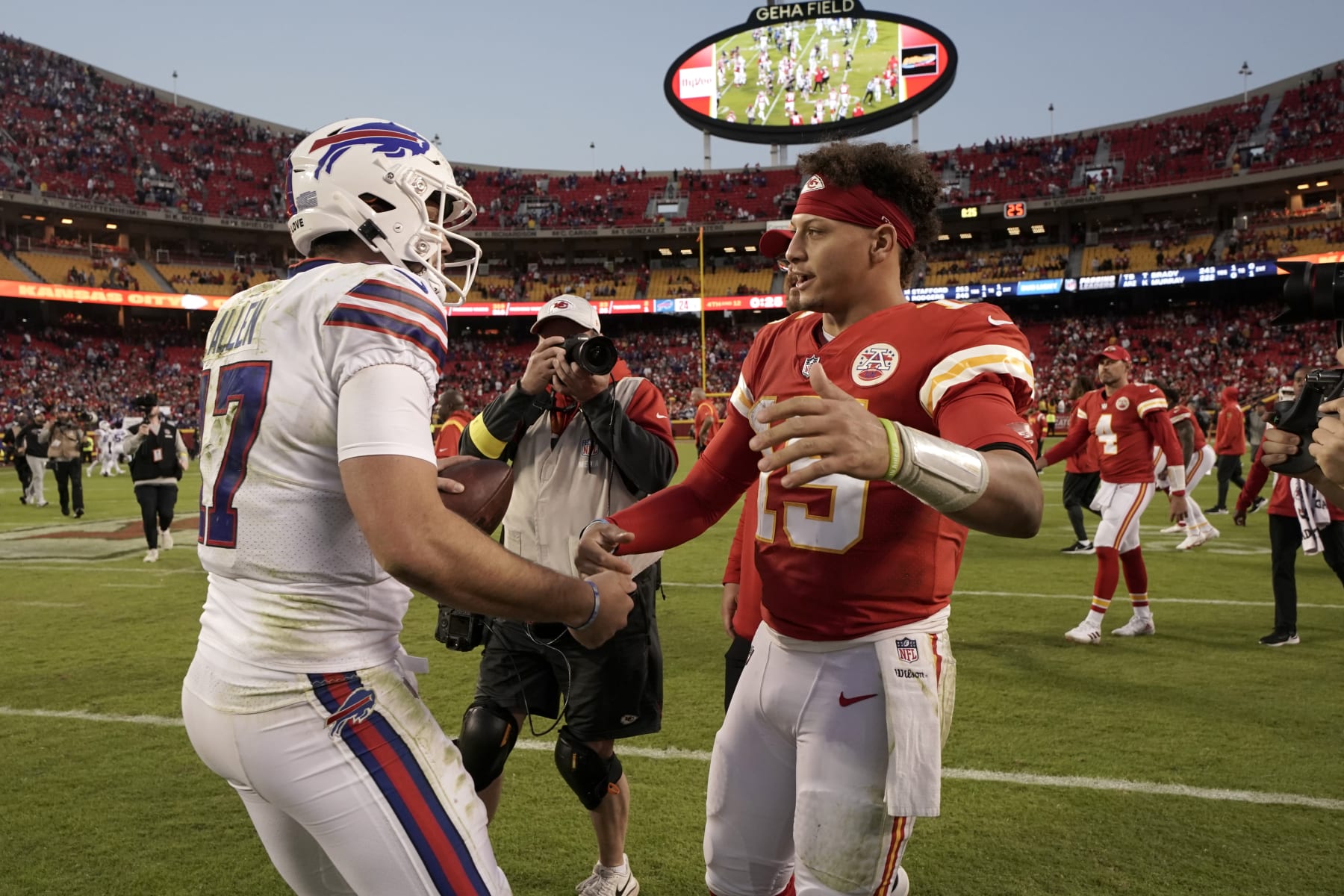 2022-23 NFL Playoff Offensive Rankings: Mahomes Health A Chiefs