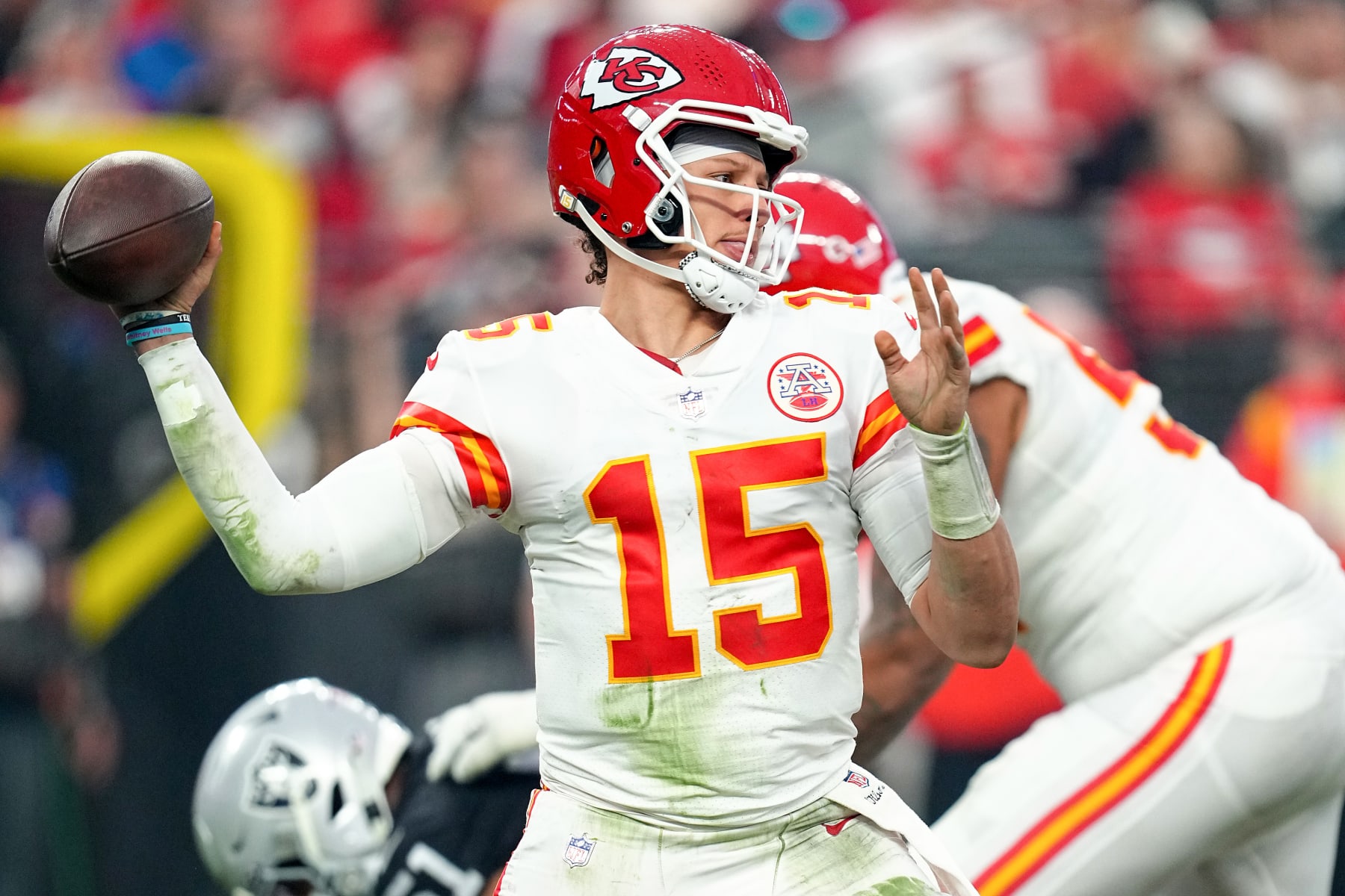 NFL Saturday Recap, Week 18: Chiefs rout Raiders, Jaguars clinch  second-ever AFC South title and will host first-ever playoff game - Gallery  Sports