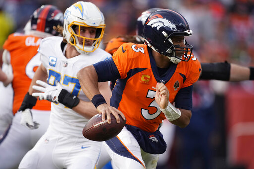 Los Angeles Chargers vs Denver Broncos - January 08, 2023