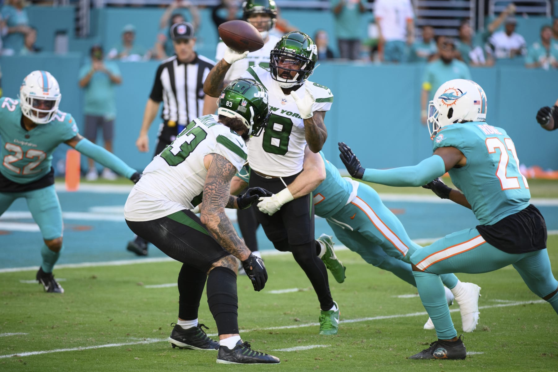 New York Jets: Who is Jets' starting QB tonight? Week 18 update on New  York's QB situation ahead of Sunday's game vs Miami Dolphins