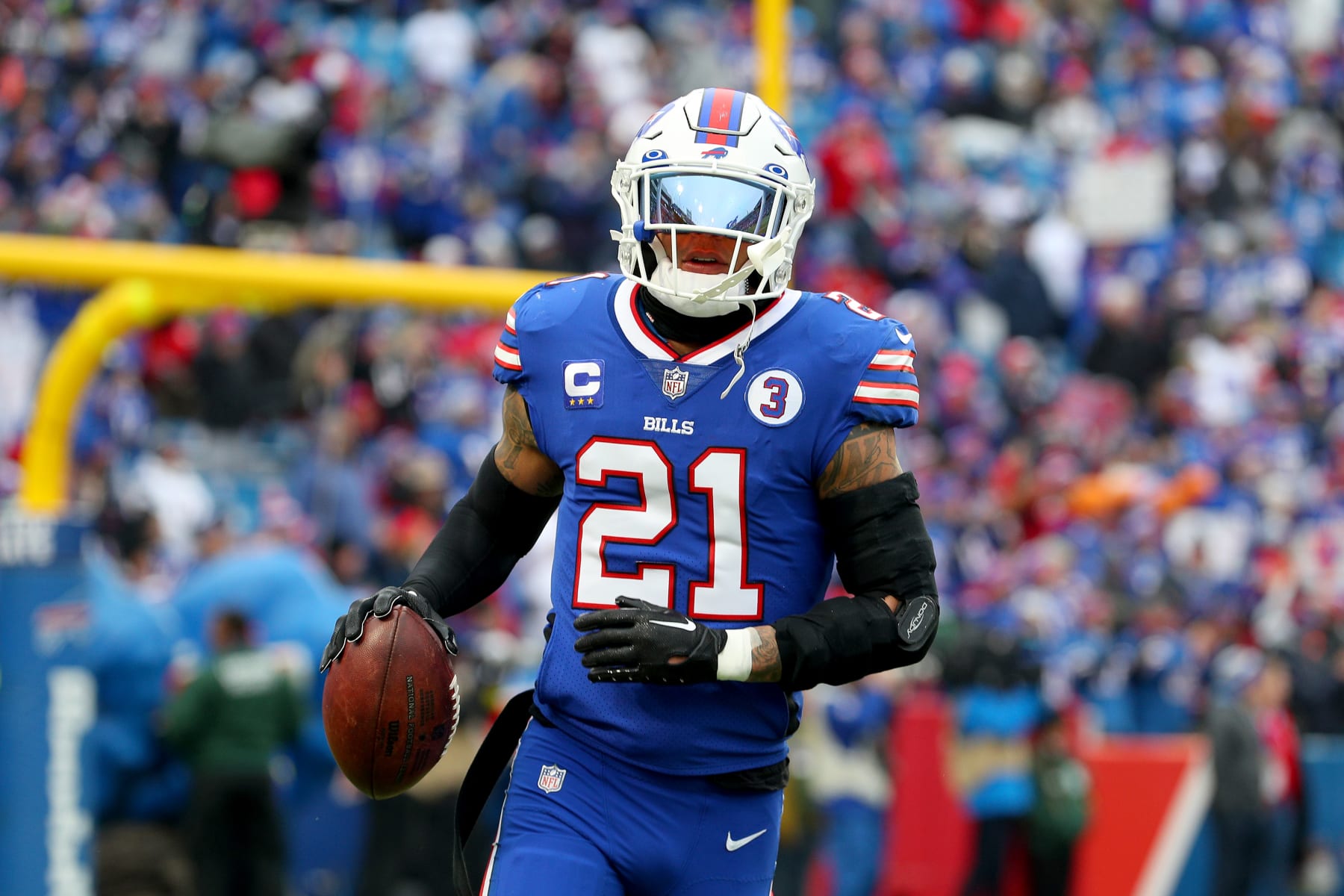 Jordan Poyer Reacts to Tremaine Edmunds' $72M Deal With Bears