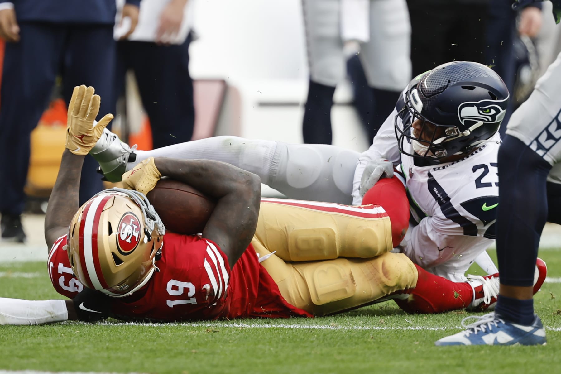 Wide receiver Deebo Samuel of the San Francisco 49ers gestures a