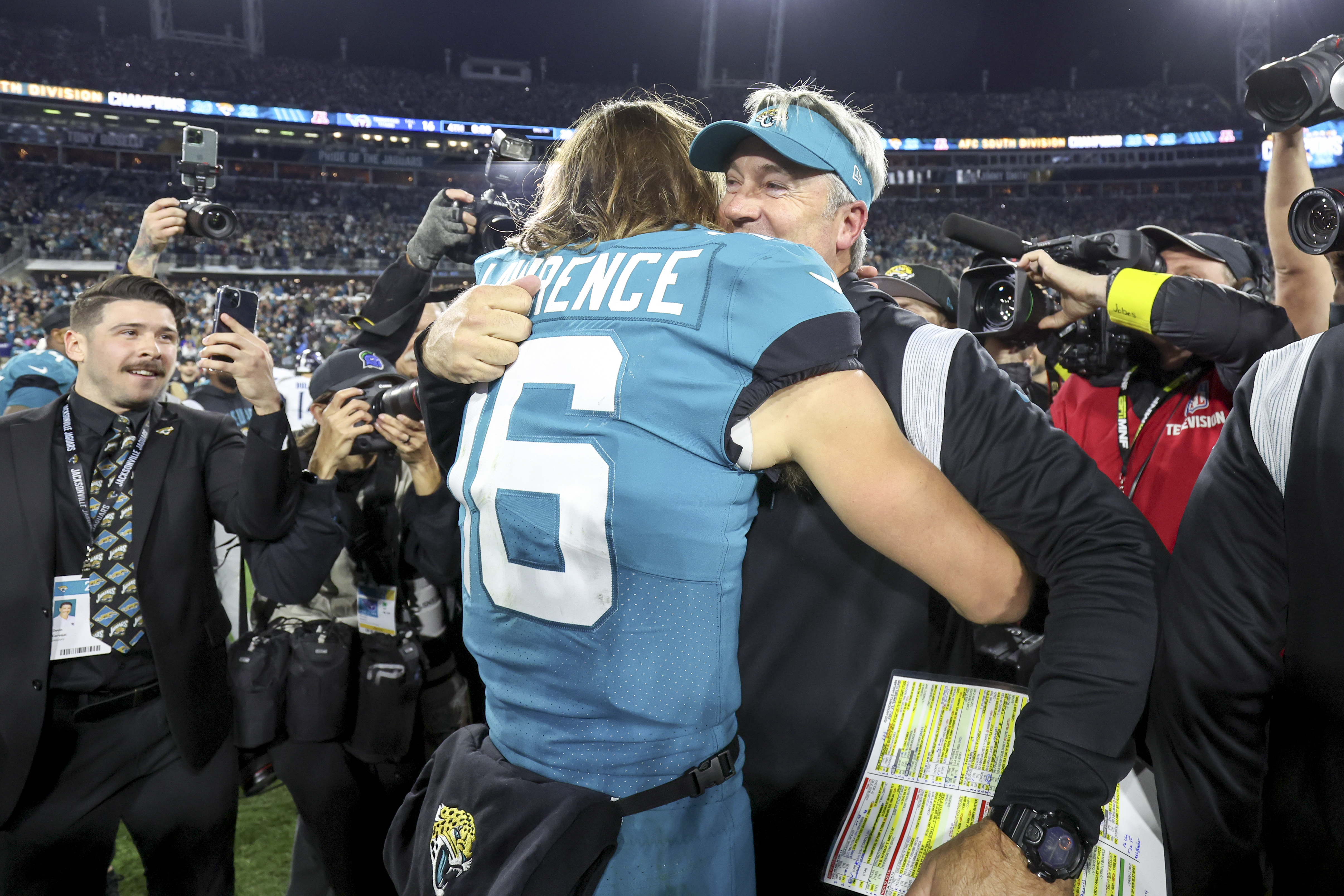 Trevor Lawrence shares hilarious meme after Jaguars' comeback win