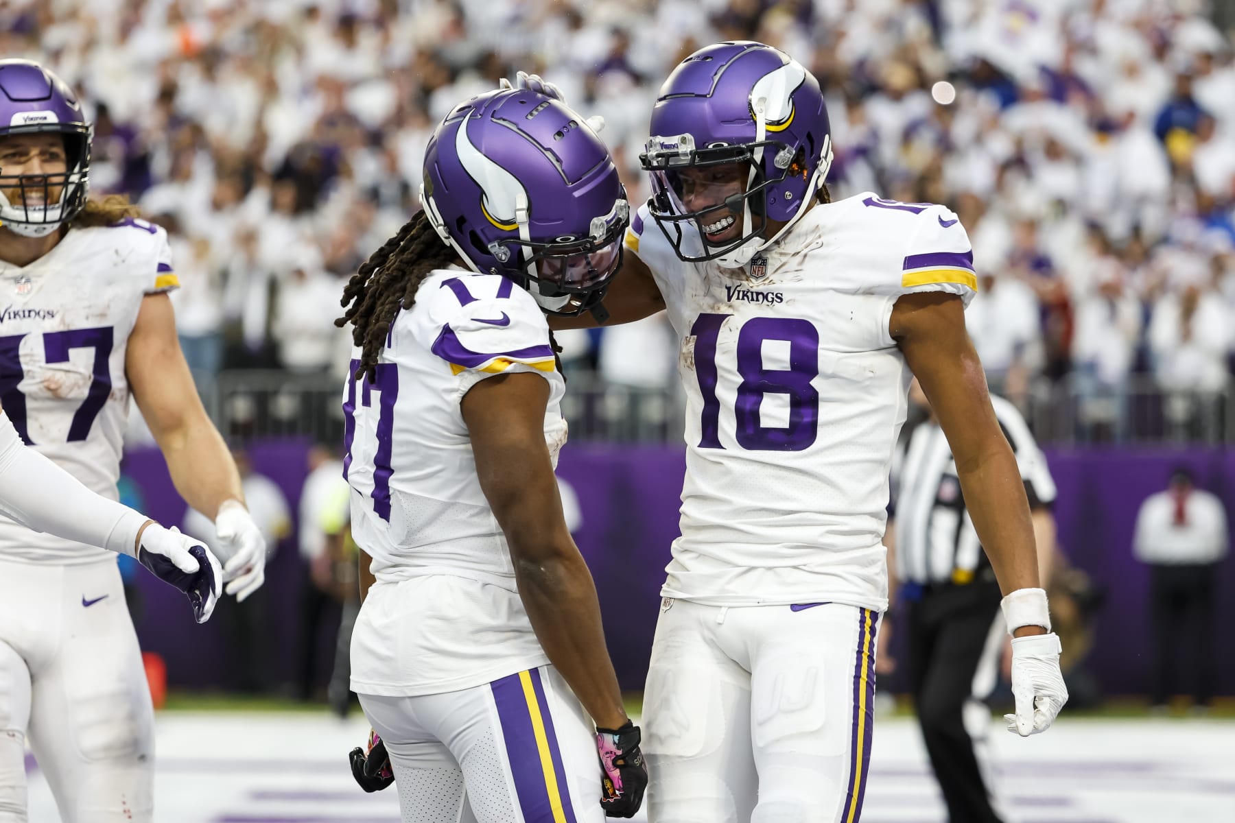 Vikings vs. Giants Wild Card Round DFS Picks: Lineup Includes Justin  Jefferson, Daniel Jones, and the