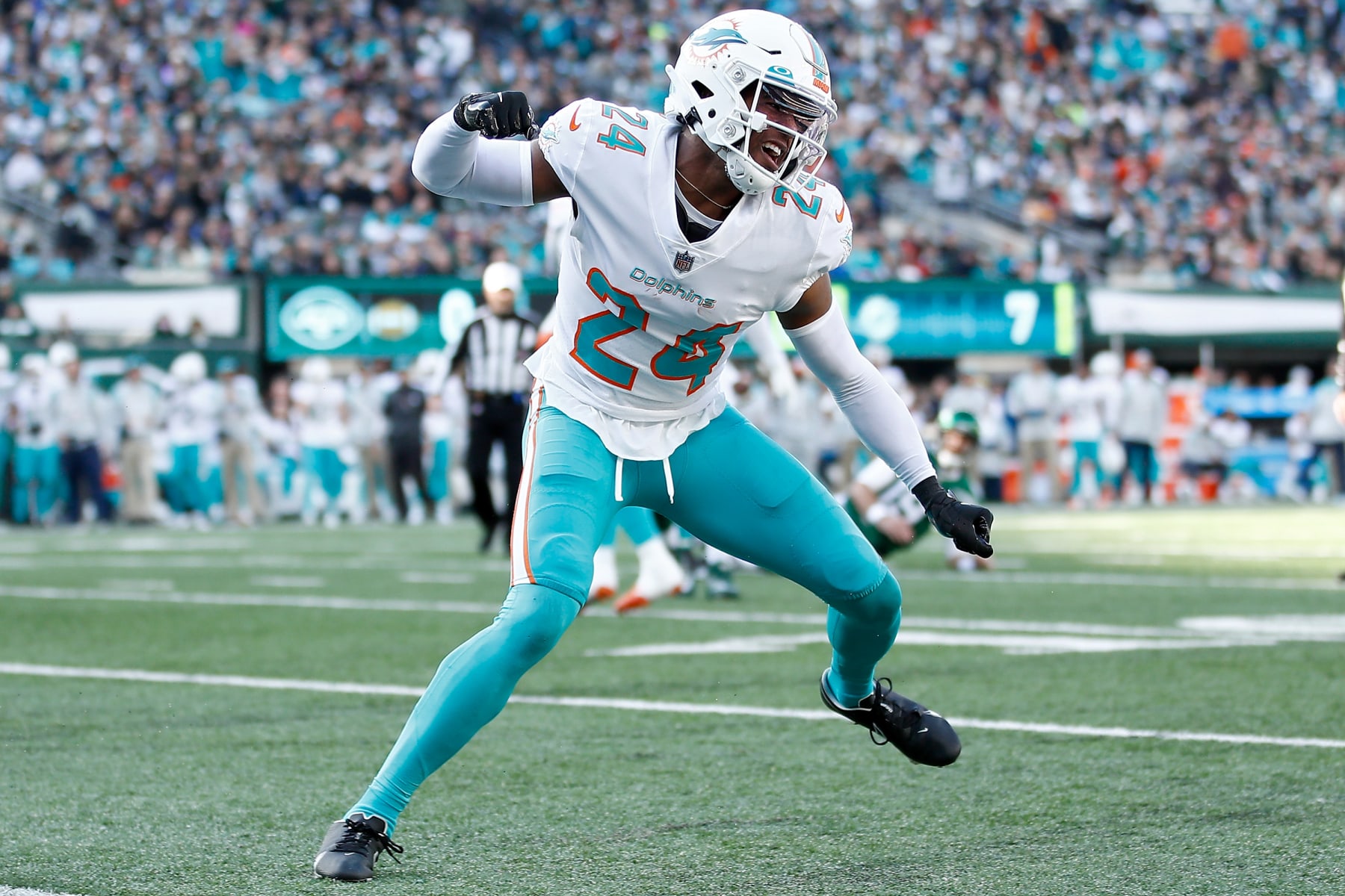 NFL Free Agency 2022  Six players the Miami Dolphins could release if they  want to clear more cap space - The Phinsider