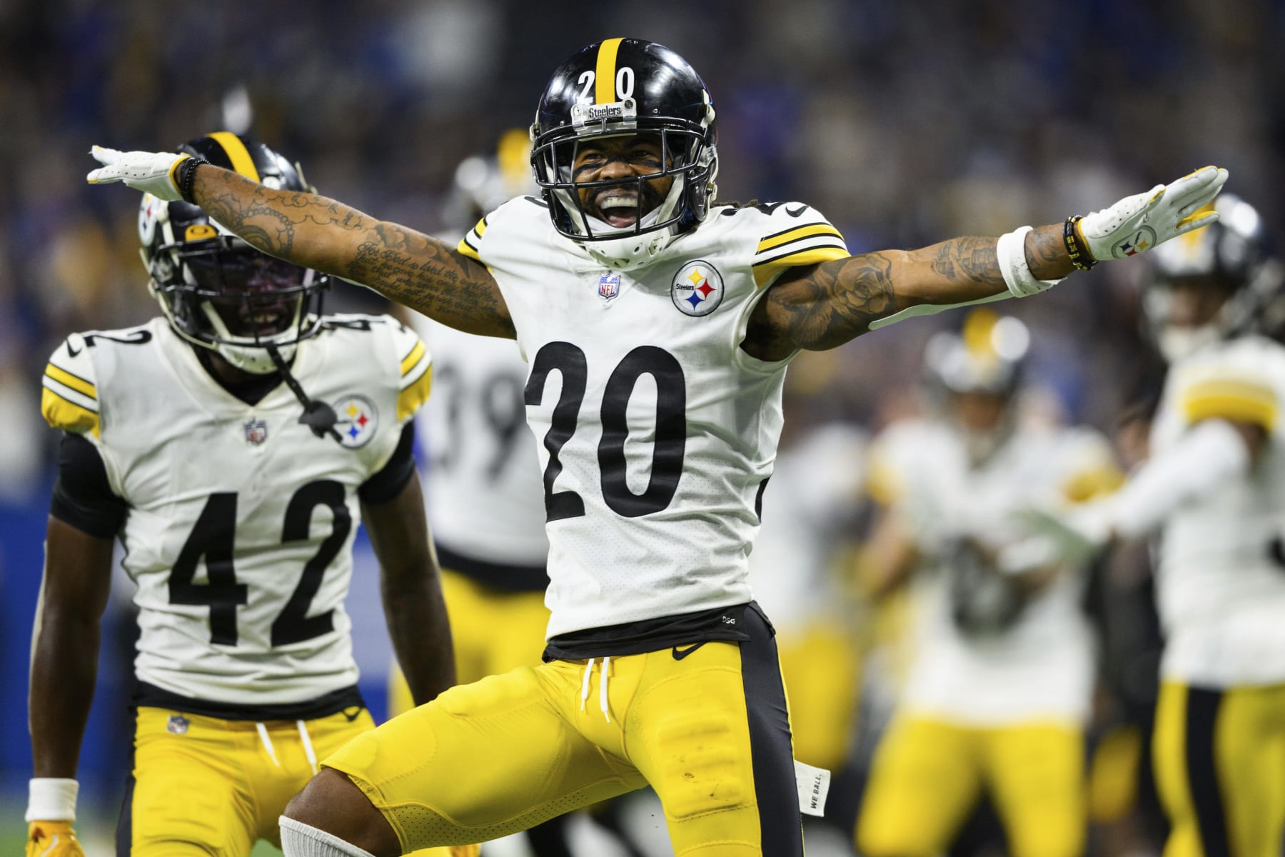 Steelers CB Cameron Sutton considered a Top 30 free agent in 2023 - Behind  the Steel Curtain