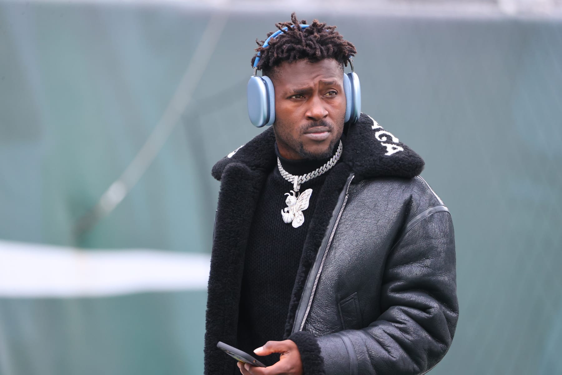 Antonio Brown Booted Off Snapchat For Posting Explicit Image