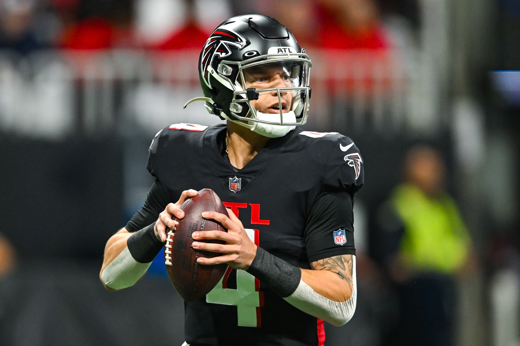 Atlanta Falcons release QB Marcus Mariota, save $12 million against salary  cap - On3