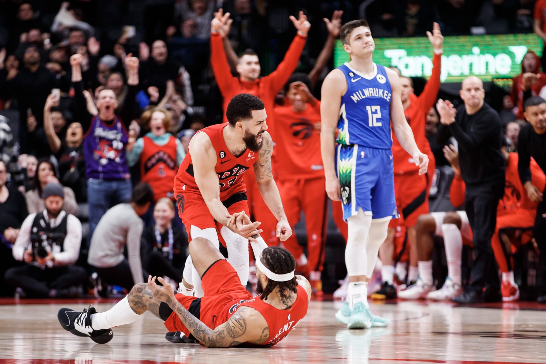 Court is underneath hell tier: Fans destroy Milwaukee Bucks' new court for  NBA In-Season Tournament vs. New York Knicks