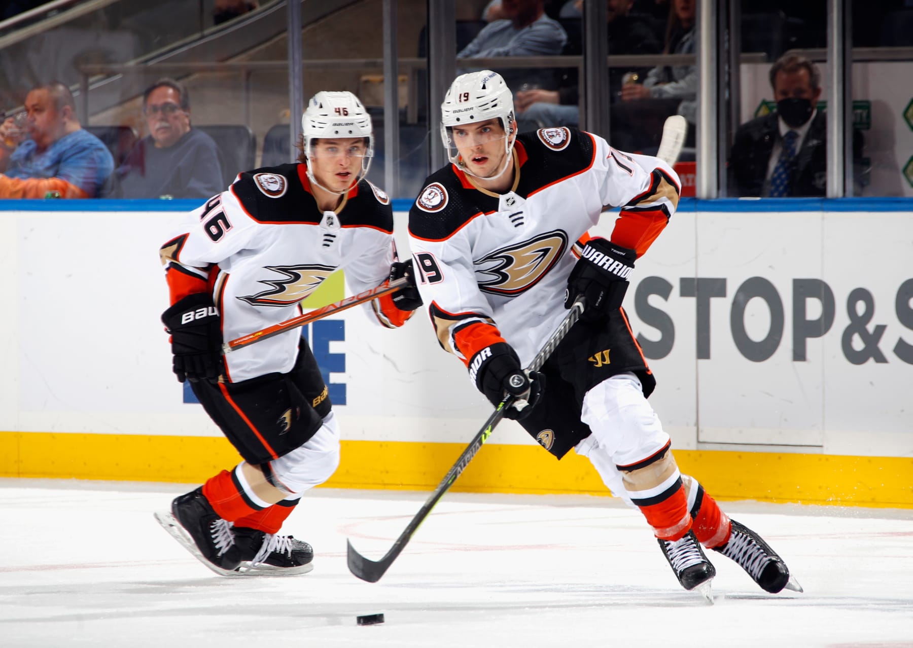 Anaheim Ducks Extend Qualifying Offers to Five Restricted Free
