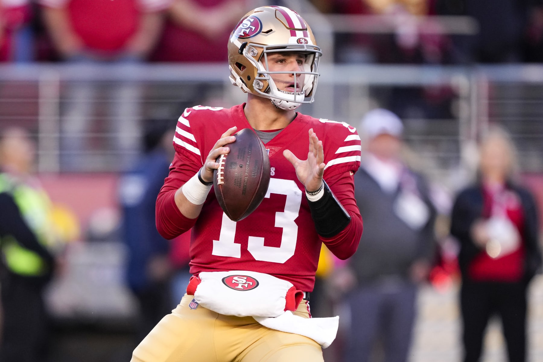 49ers vs. Eagles Props & TD Scorer Bets: Purdy Targets Kittle