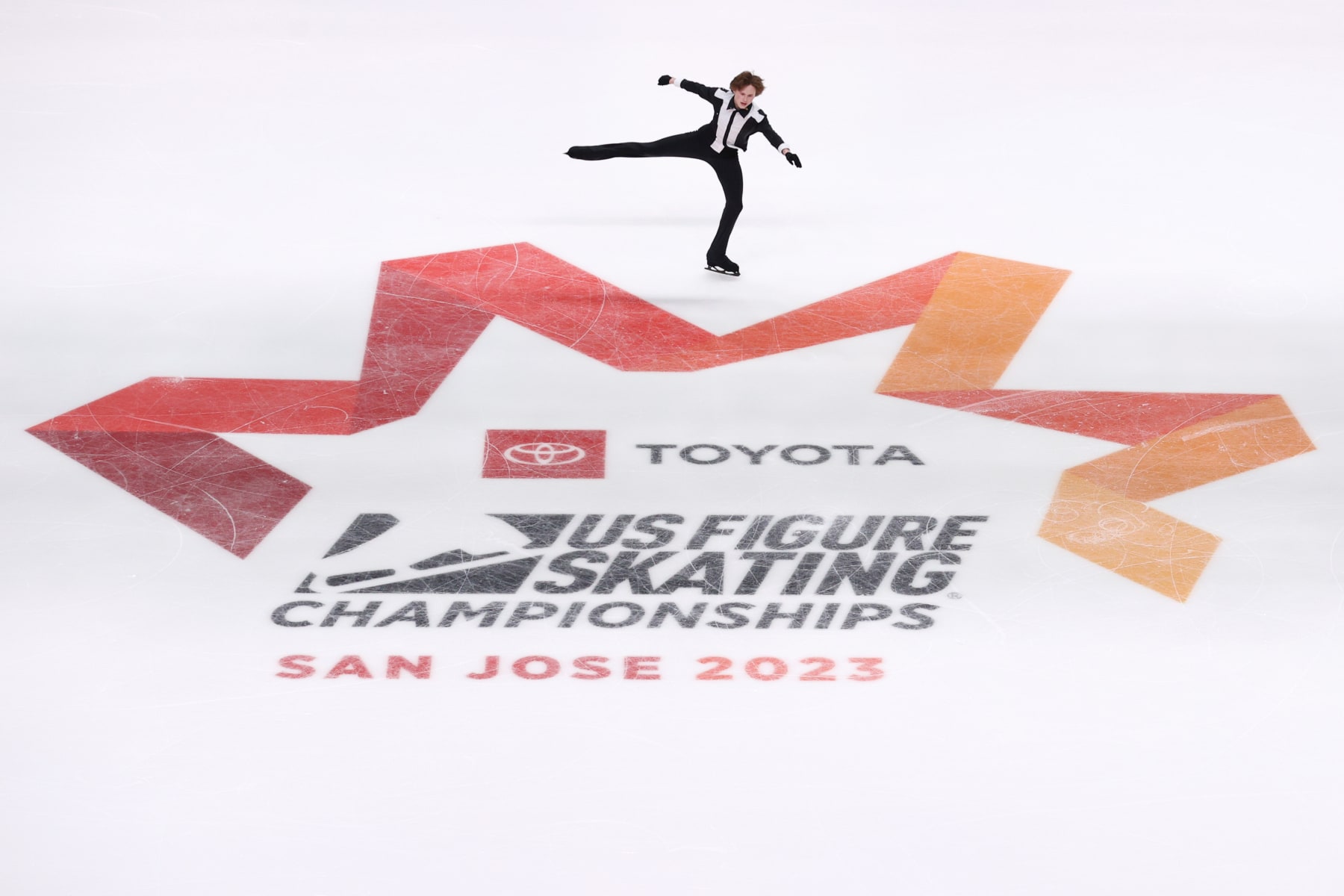 SAN JOSE, CALIFORNIA - JANUARY 27: Ilia Malinin skates during the Championship Men's Short Program on day two of the 2023 TOYOTA U.S. Figure Skating Championships at SAP Center on January 27, 2023 in San Jose, California. (Photo by Ezra Shaw/Getty Images)