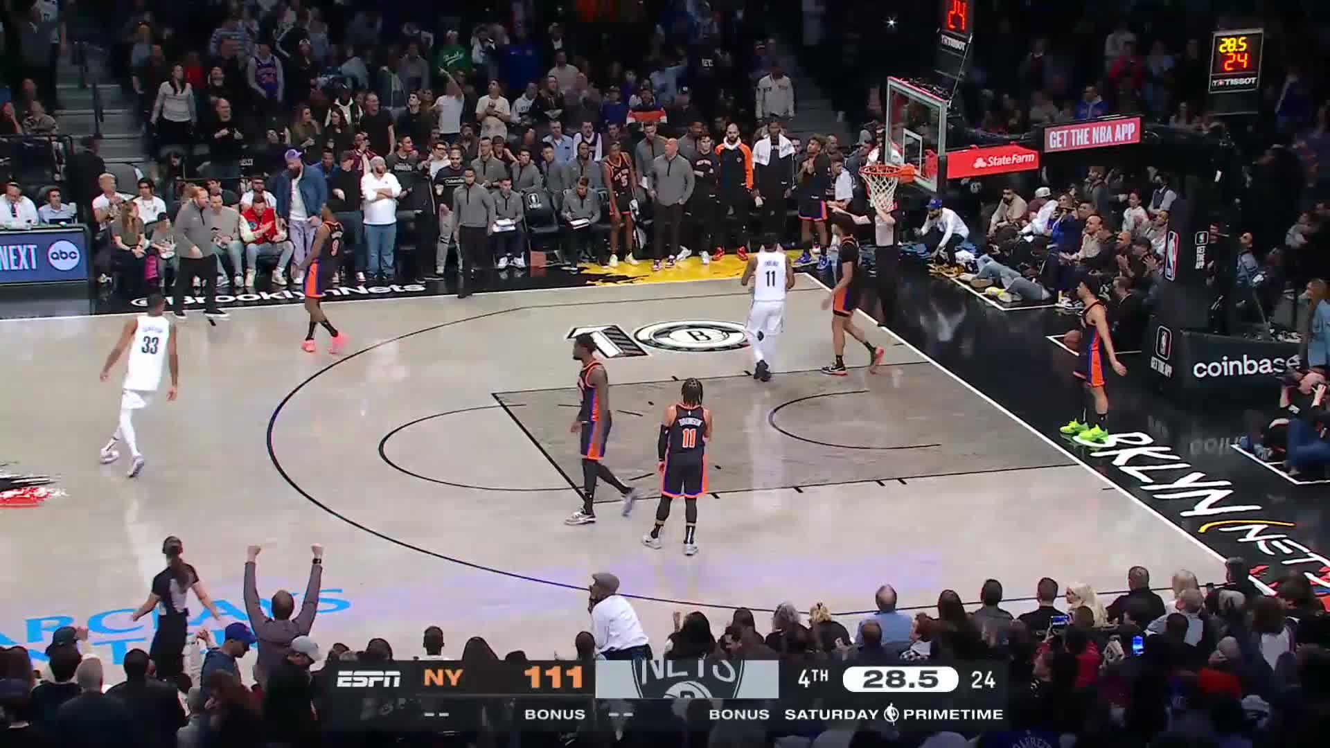 Kyrie Irving Scores 32 Points vs. New York Knicks