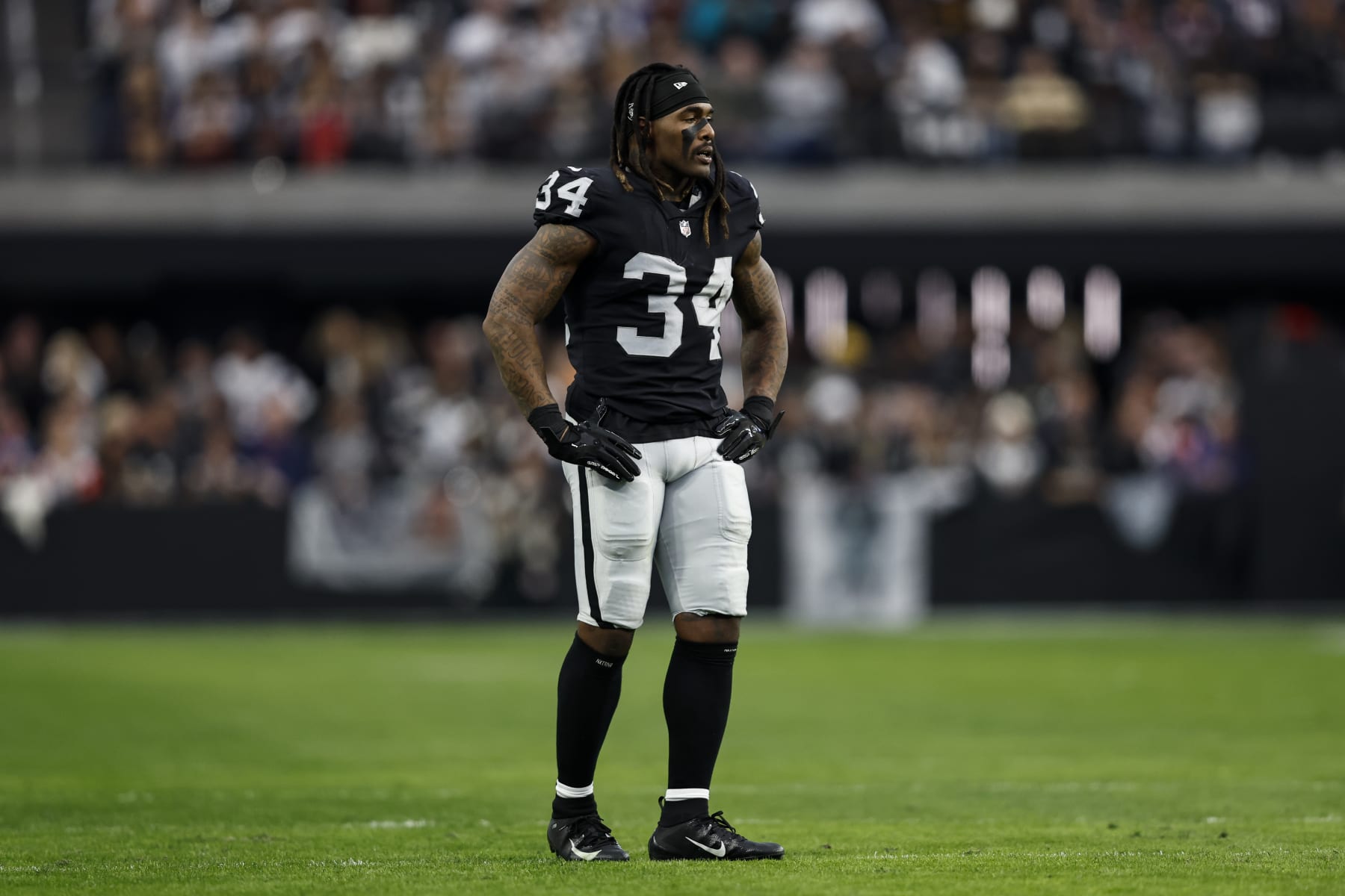 Las Vegas Raiders Amik Robertson ready to attack 2021 - Sports Illustrated  Las Vegas Raiders News, Analysis and More