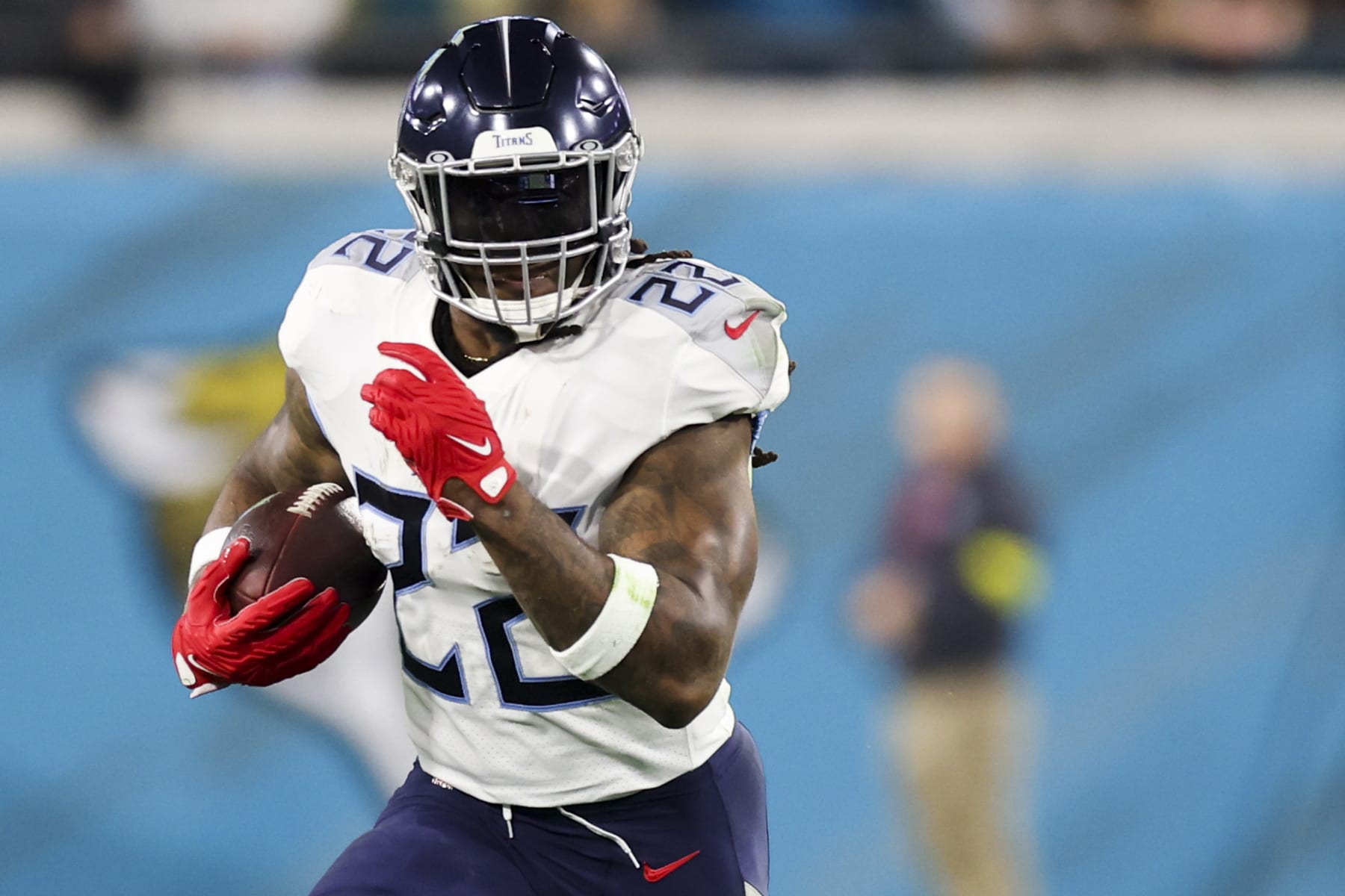 Derrick Henry Praises Josh Jacobs For Winning Rushing Title