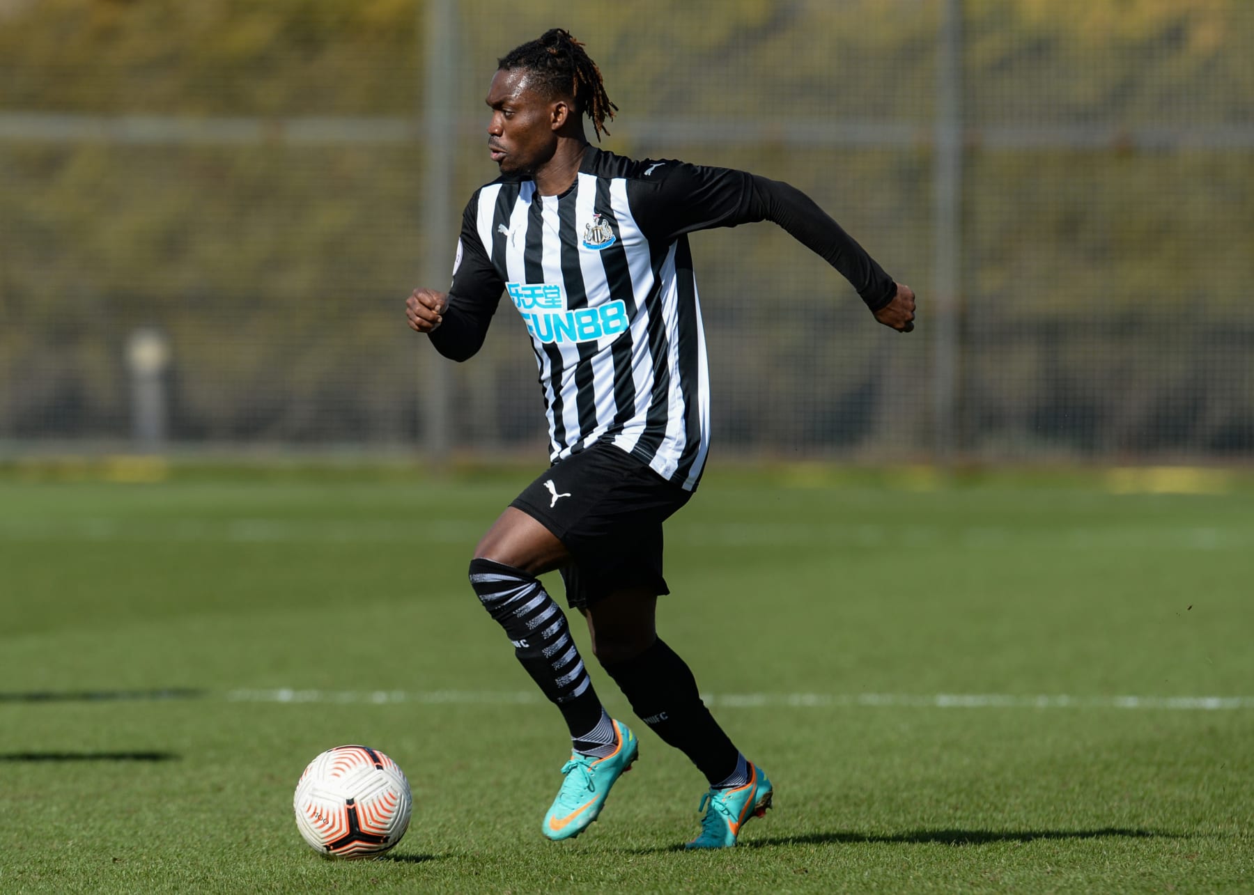 LEEDS, ENGLAND - MARCH 15: Christian Atsu of Newcastle United (11) runs with the ball during the Premier League 2 match between Leeds United and Newcastle United at Thorp Arch Training Ground on March 15, 2021 in Leeds, England. (Photo by Serena Taylor/Newcastle United via Getty Images)