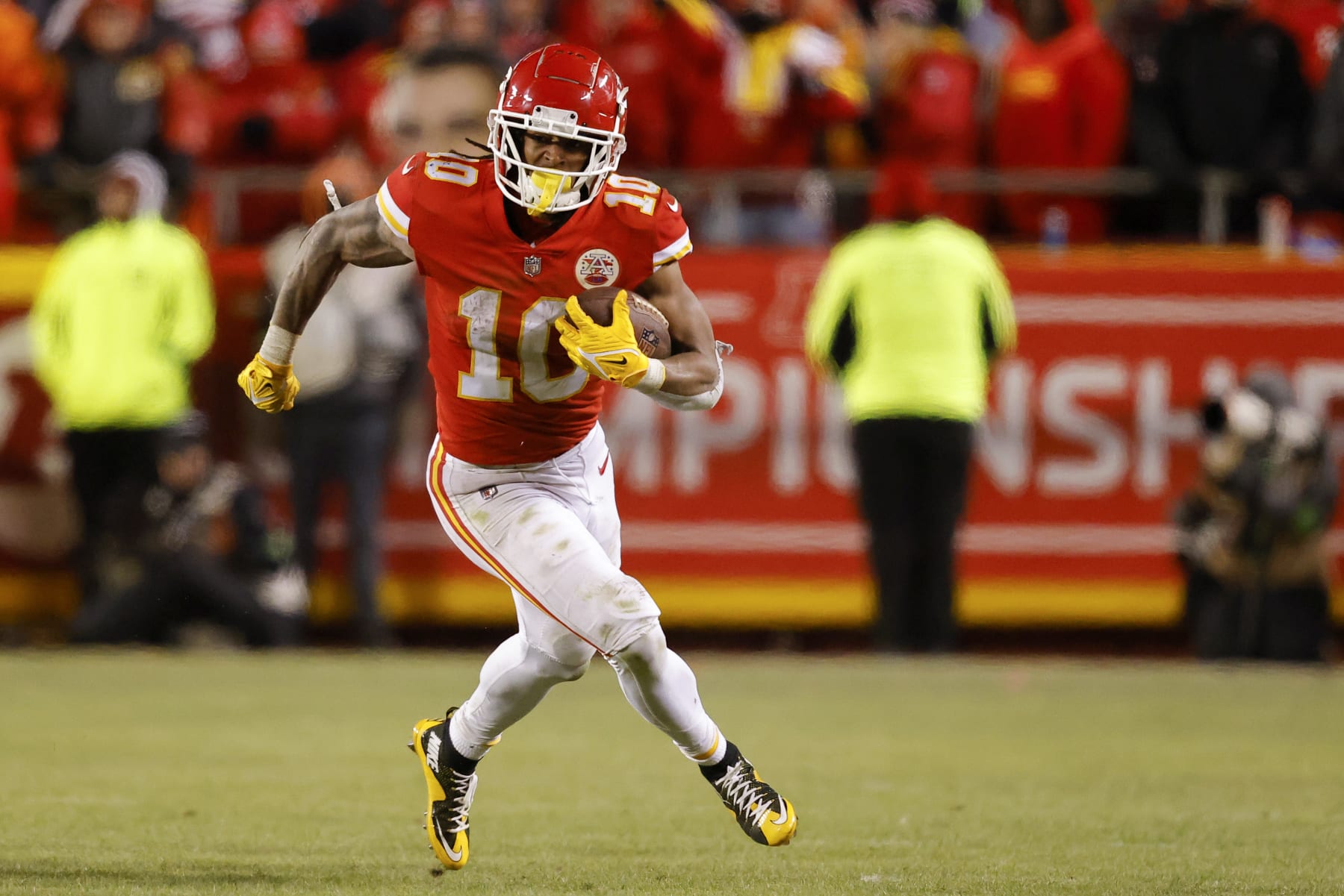 Jerick McKinnon prop bets: List of Super Bowl 2023 prop bets, odds for  Chiefs RB vs. Eagles - DraftKings Network