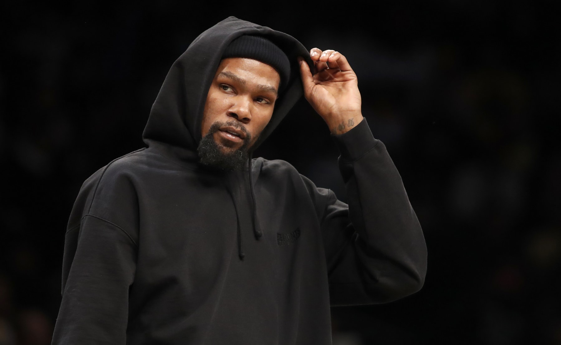 Kevin Durant Outfit from July 26, 2021, WHAT'S ON THE STAR?