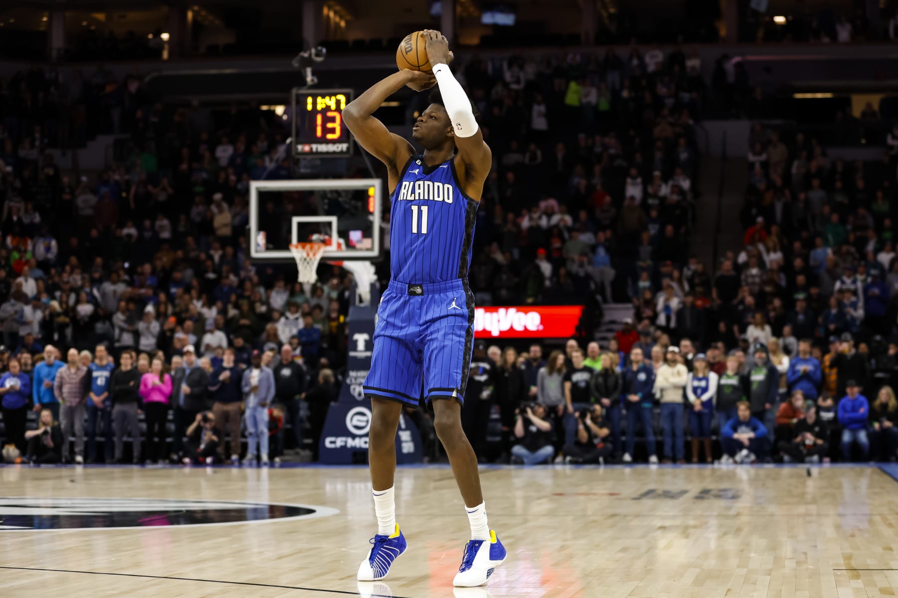 MINNEAPOLIS, MN - FEBRUARY 03: Mo Bamba #11 of the Orlando Magic shoots the ball against the Minnesota Timberwolves in the first quarter of the game at Target Center on February 03, 2023 in Minneapolis, Minnesota. NOTE TO USER: User expressly acknowledges and agrees that, by downloading and or using this Photograph, user is consenting to the terms and conditions of the Getty Images License Agreement. (Photo by David Berding/Getty Images) MINNEAPOLIS, MN - FEBRUARY 03: Mo Bamba #11 of the Orlando Magic shoots the ball against the Minnesota Timberwolves in the first quarter of the game at Target Center on February 03, 2023 in Minneapolis, Minnesota. NOTE TO USER: User expressly acknowledges and agrees that, by downloading and or using this Photograph, user is consenting to the terms and conditions of the Getty Images License Agreement. (Photo by David Berding/Getty Images)
