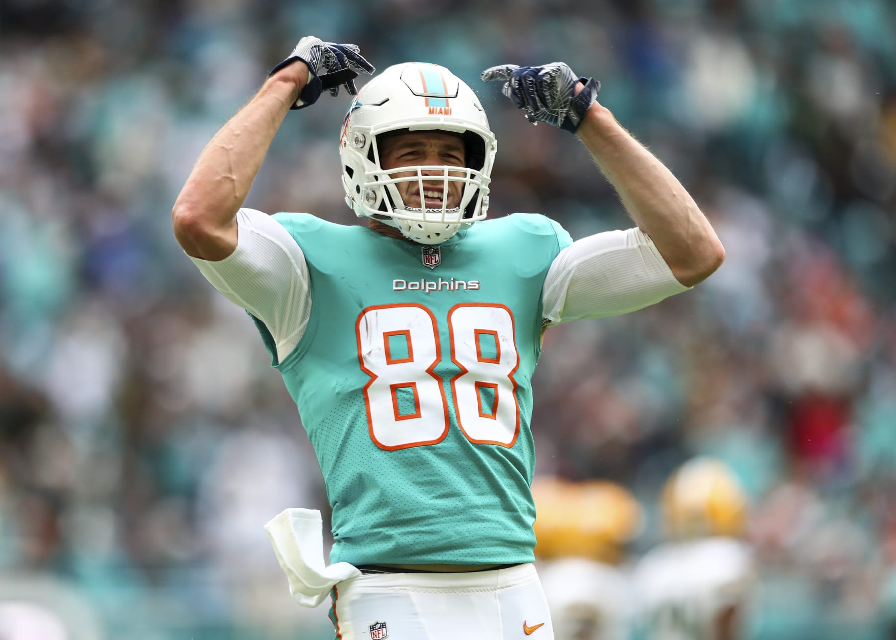 Mike Gesicki's fantasy value increases after Dolphins' opt-outs