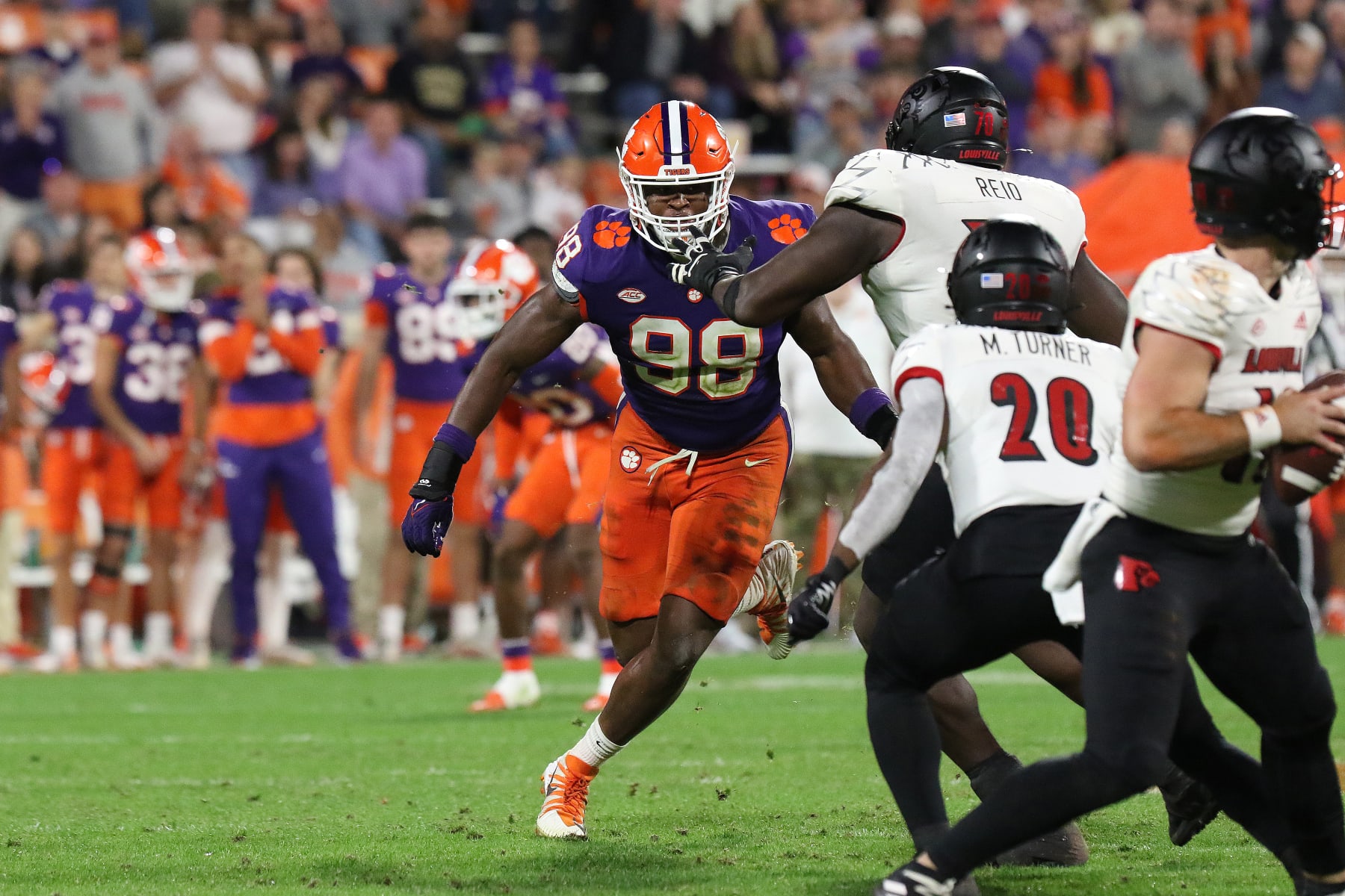 Josh Paschal to enter NFL Draft, Robinson and Square undecided - On3