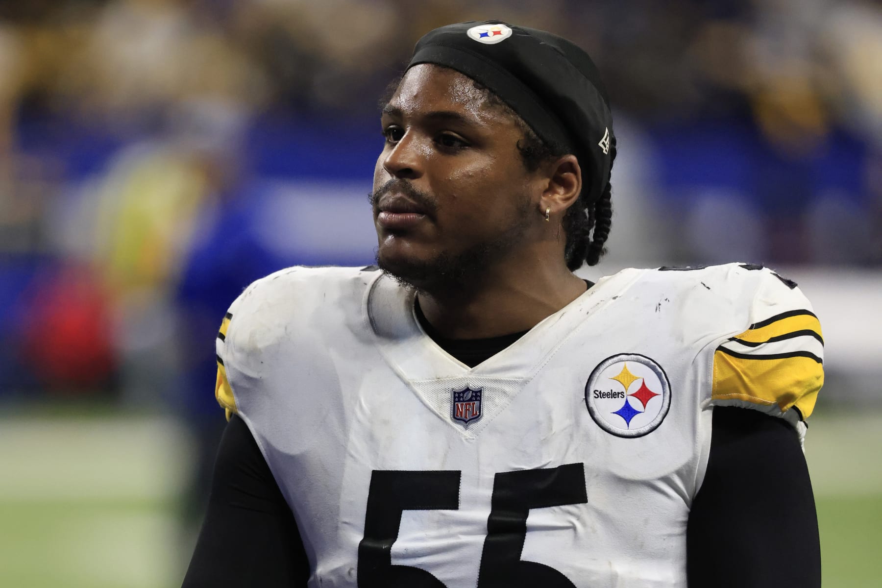 Seahawks sign former Steelers linebacker Devin Bush