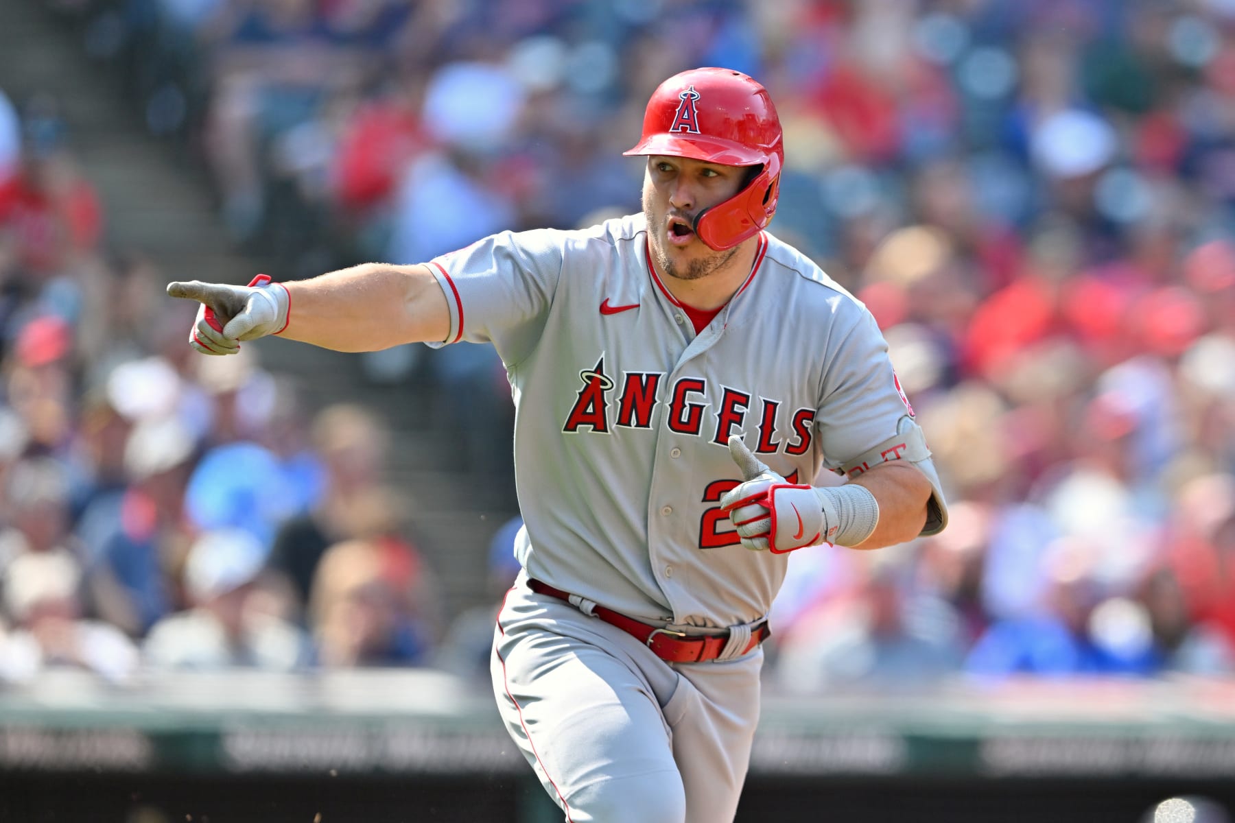 MLB picks 2021: Will Mike Trout or Pete Alonso hit more home runs this  season? - DraftKings Network