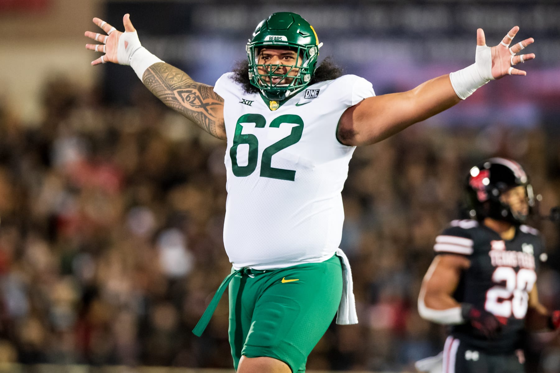 Max Markham on X: Chicago Bears 2022 NFL Mock Draft 2.0 Thoughts on this  one?  / X