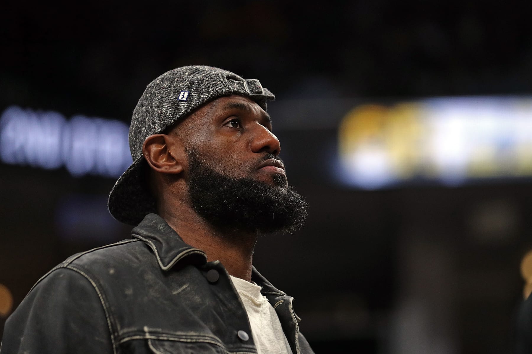 Lakers' LeBron James, PlayStation Collaborate on Custom PS5 Console ...