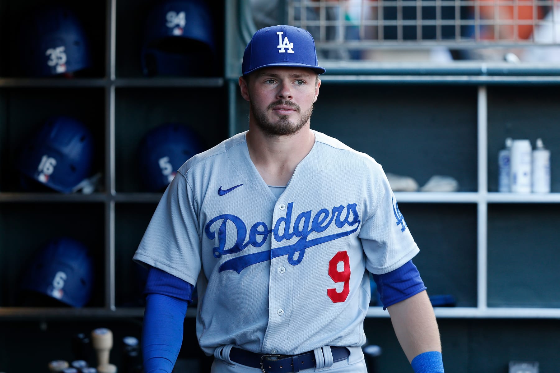 Dodgers shortstop Gavin Lux injures right knee in spring training game