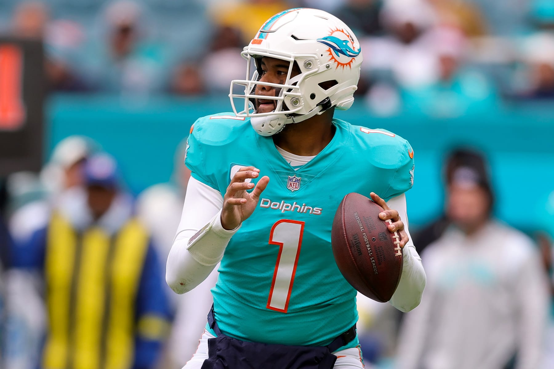 Rebuilding The Miami Dolphins! Tua Might Not Be The Franchise