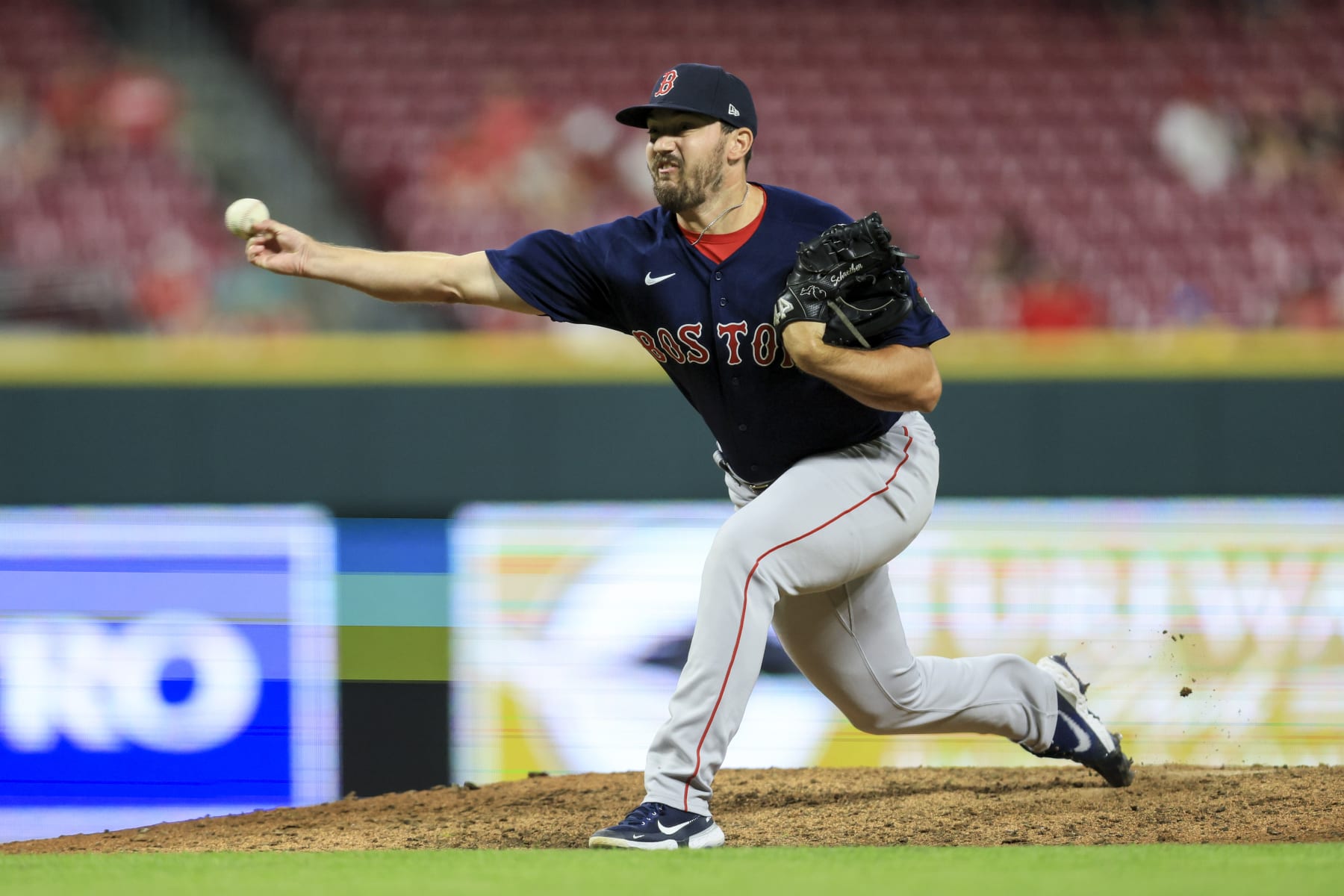 Astros closer Ryan Pressly ended the game with unfair curveball