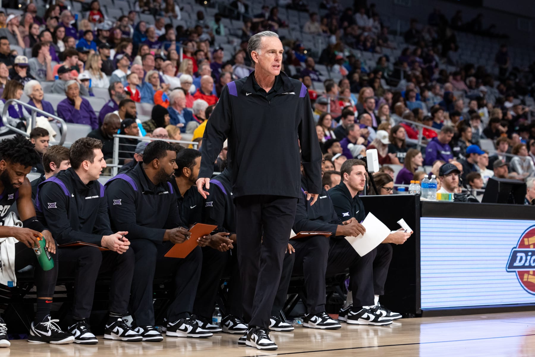 DALLAS, TX - DECEMBER 10: TCU Horned Frogs head coach Jamie Dixon talks up the sideline during the college basketball game between the SMU Mustangs and the TCU Horned Frogs on December 10, 2022, at Dickies Arena in Fort Worth, TX. (Photo by Matthew Visinsky/Icon Sportswire via Getty Images)