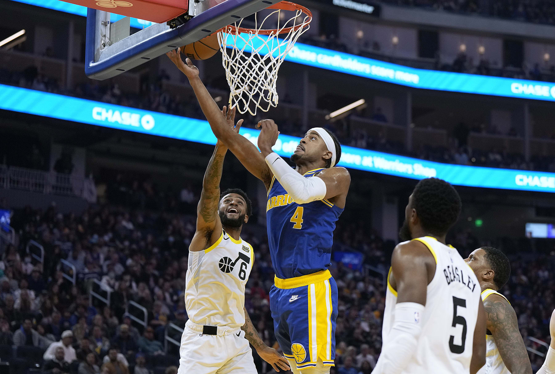 Golden State Warriors Rumors: NBA insider suggests trading James Wiseman  and Moses Moody for Charlotte Hornets trio