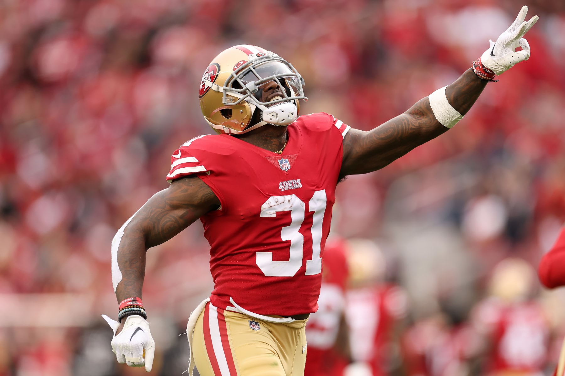 49ers bring back Tashaun Gipson on 1-year, $2.9 million deal