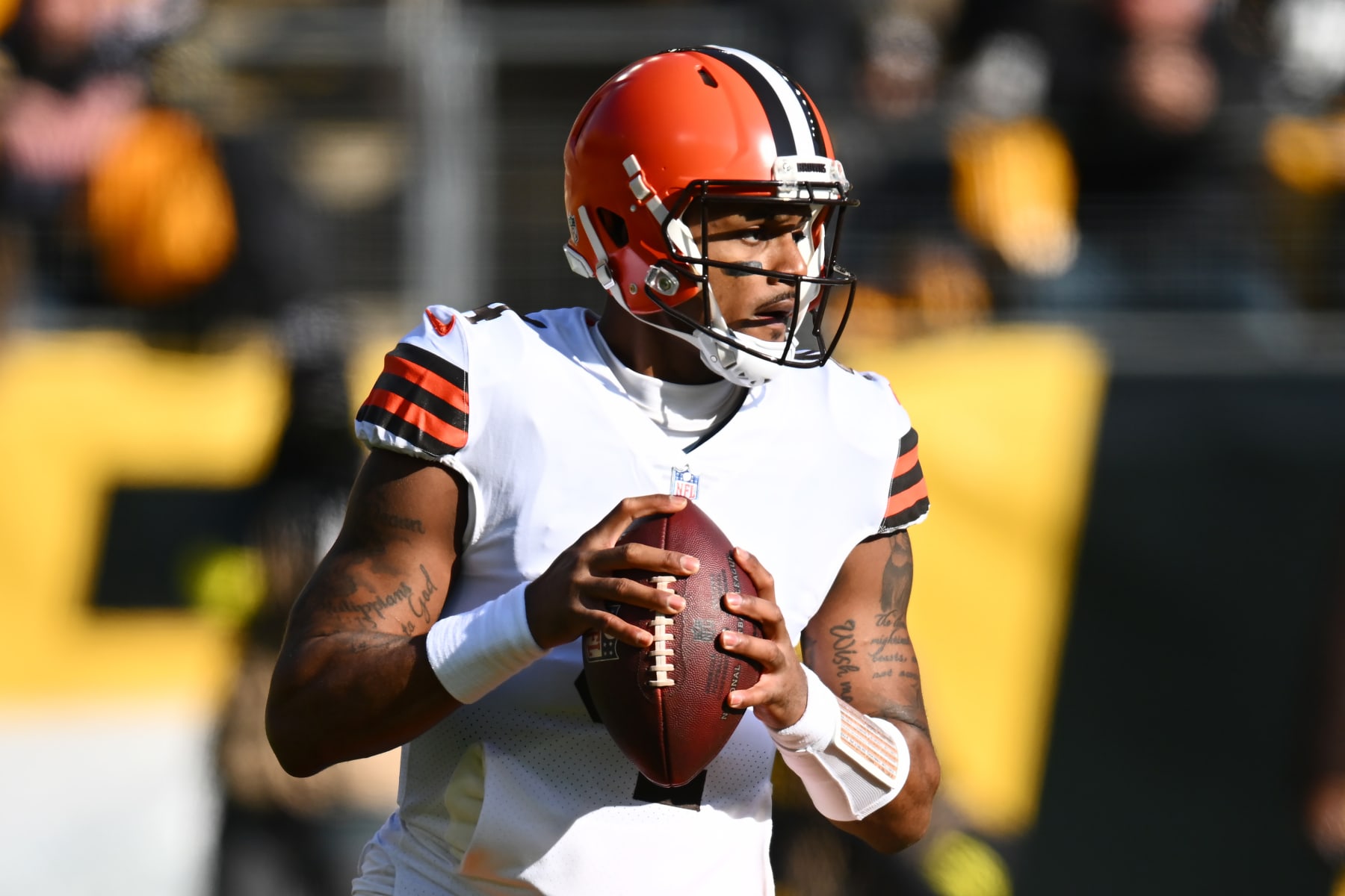 Browns: Deshaun Watson calls cap on Eagles reporter