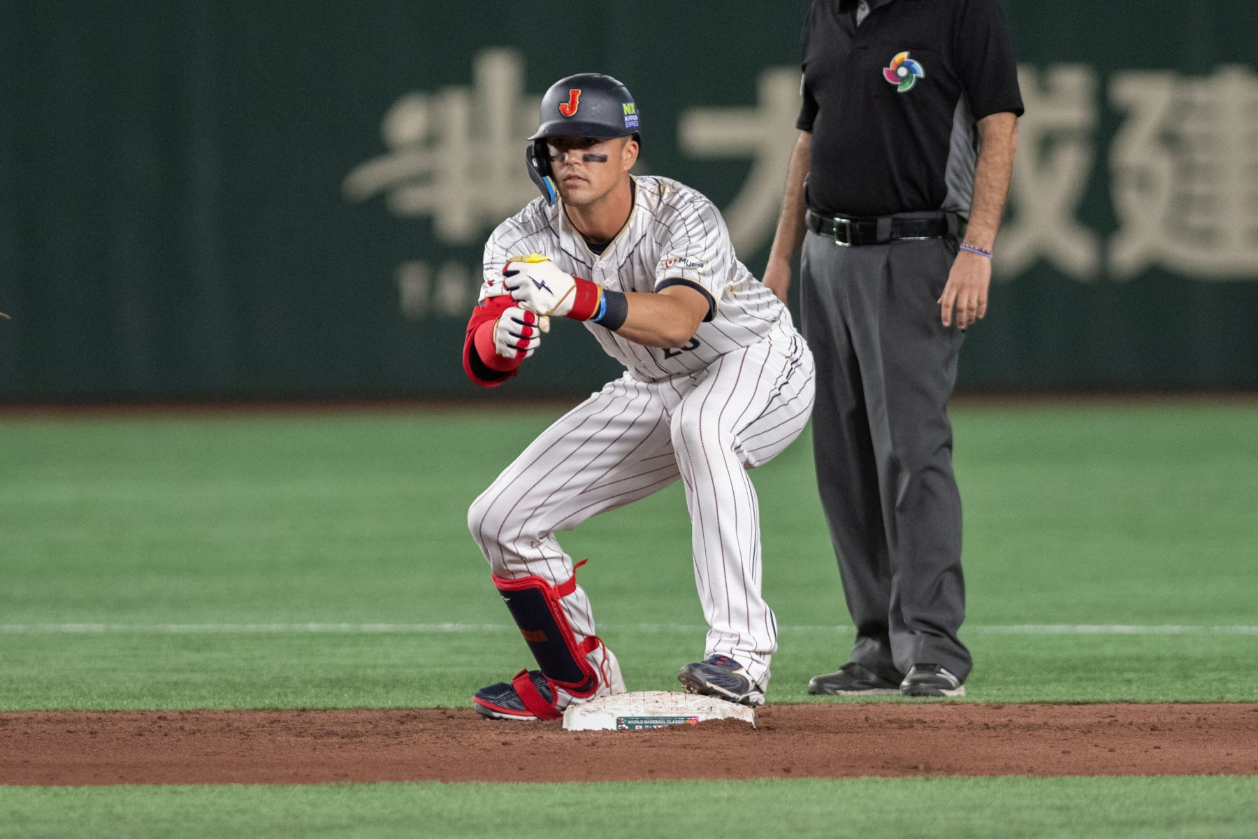 Teoscar Hernandez gains experience, if not playing time, at World Baseball  Classic