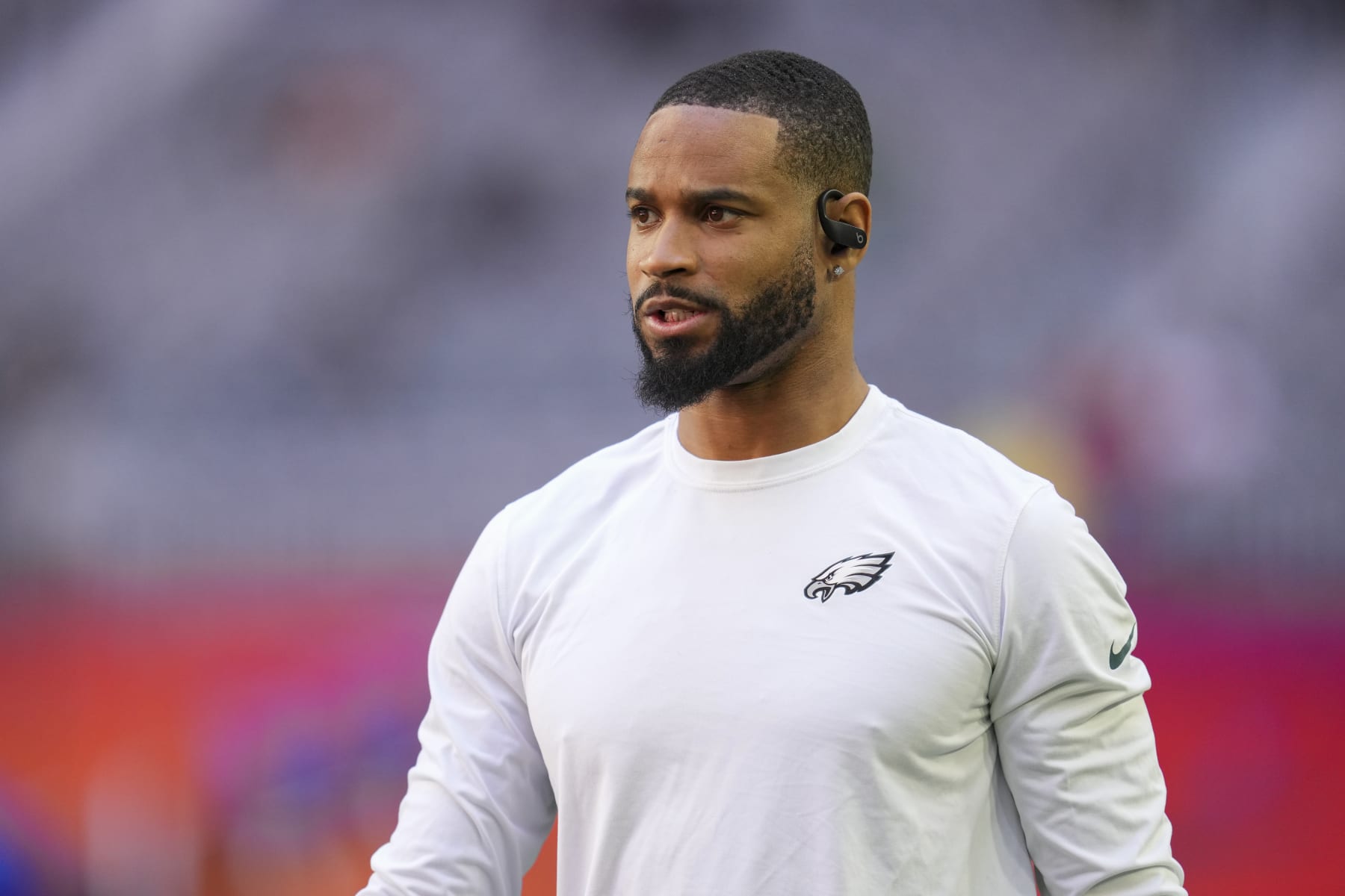 Eagles' Darius Slay has skeptical reaction to Cowboys trade rumors