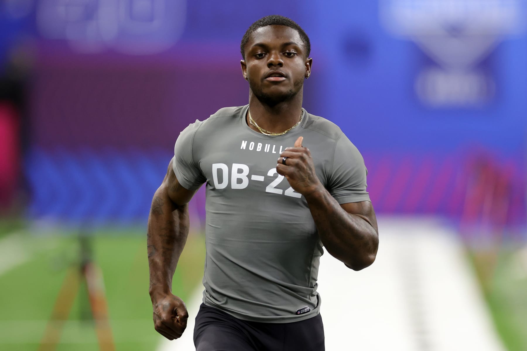 2023 NFL Draft: Big Paydays Await Top Rookie Picks While Chicago Saves –