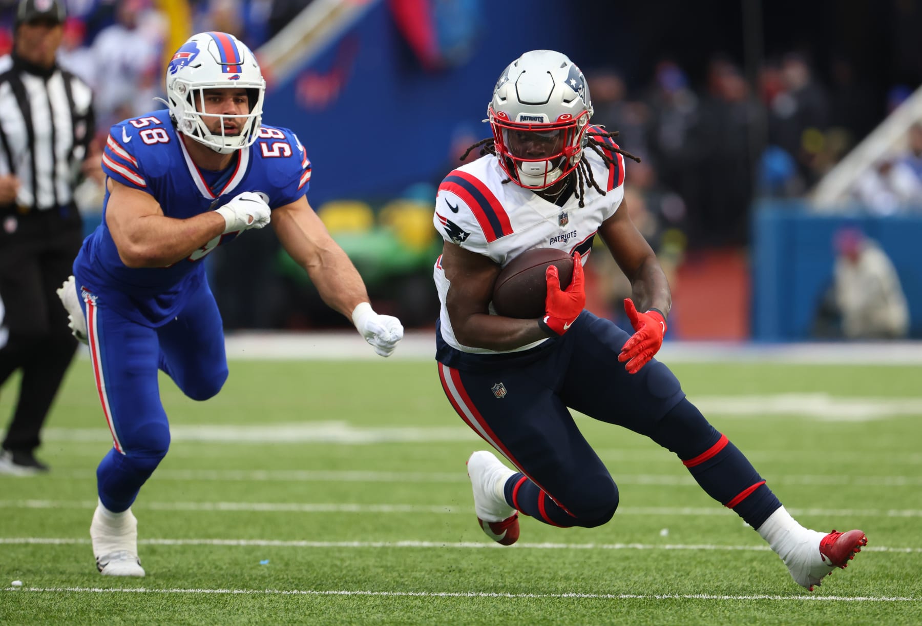 Bills release veteran RB LeSean McCoy, look to rookie Devin Singletary -  Sports Illustrated