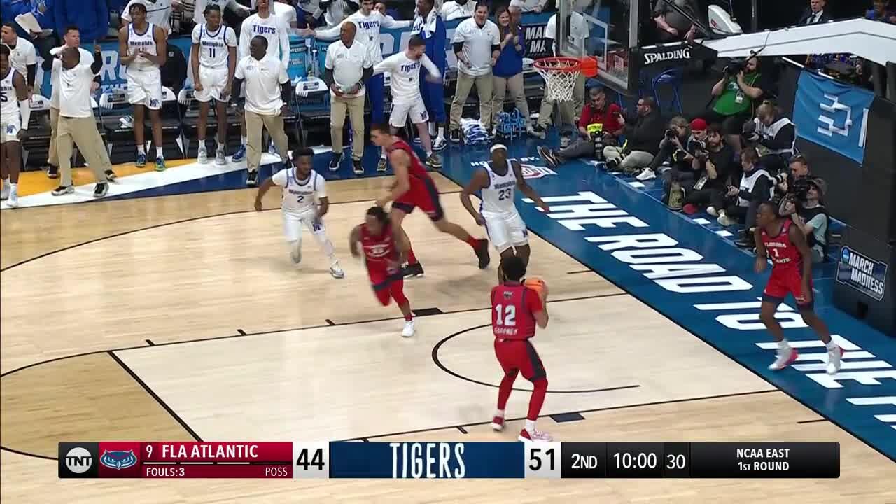 DeAndre Williams with the Assist | Highlights and Live Video