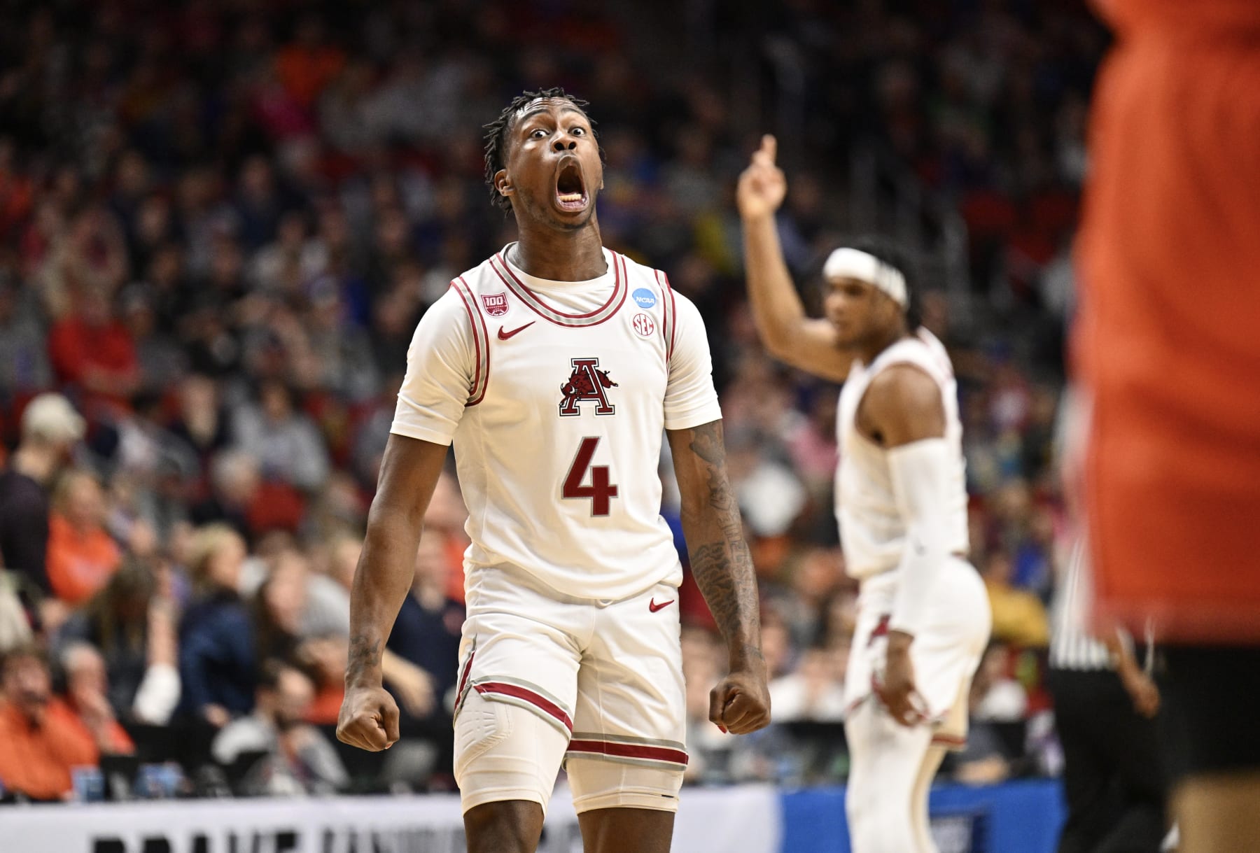 Can Cincinnati basketball avoid another late-season collapse after ugly ECU  loss? - The Athletic