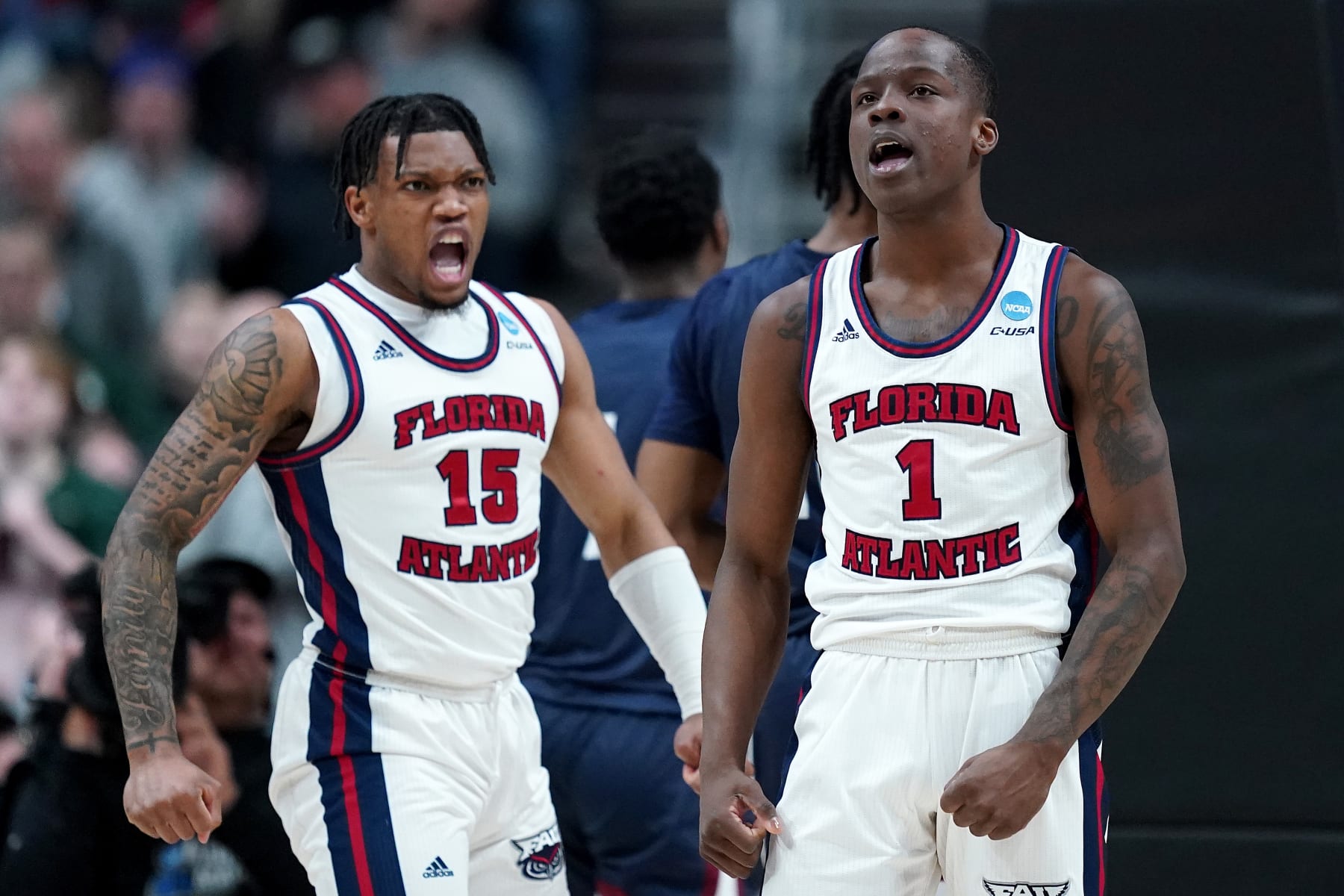 FAU's Johnell Davis (1) and Alijah Martin (15) FAU's Johnell Davis (1) and Alijah Martin (15)