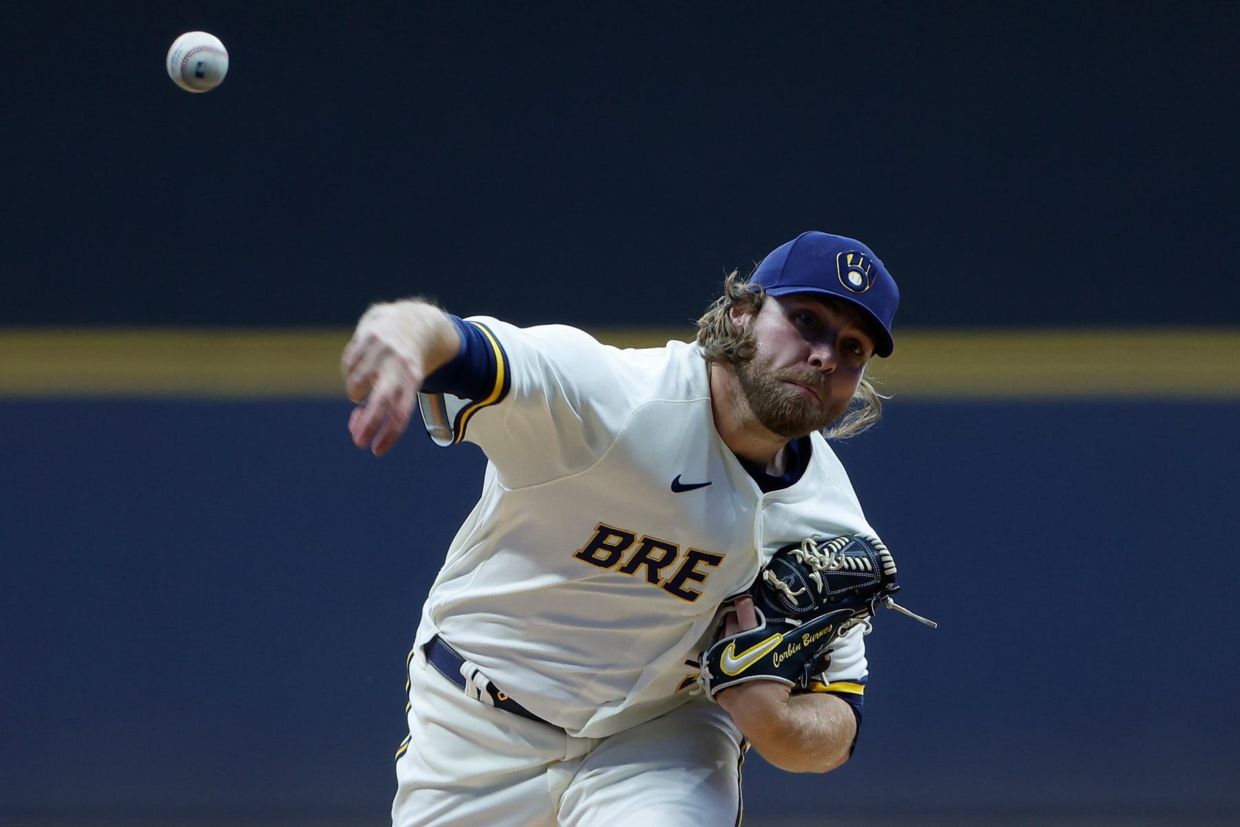 MILWAUKEE, WISCONSIN - SEPTEMBER 19: Corbin Burnes #39 of the Milwaukee Brewers throws a pitch against the New York Mets at American Family Field on September 19, 2022 in Milwaukee, Wisconsin. (Photo by John Fisher/Getty Images)