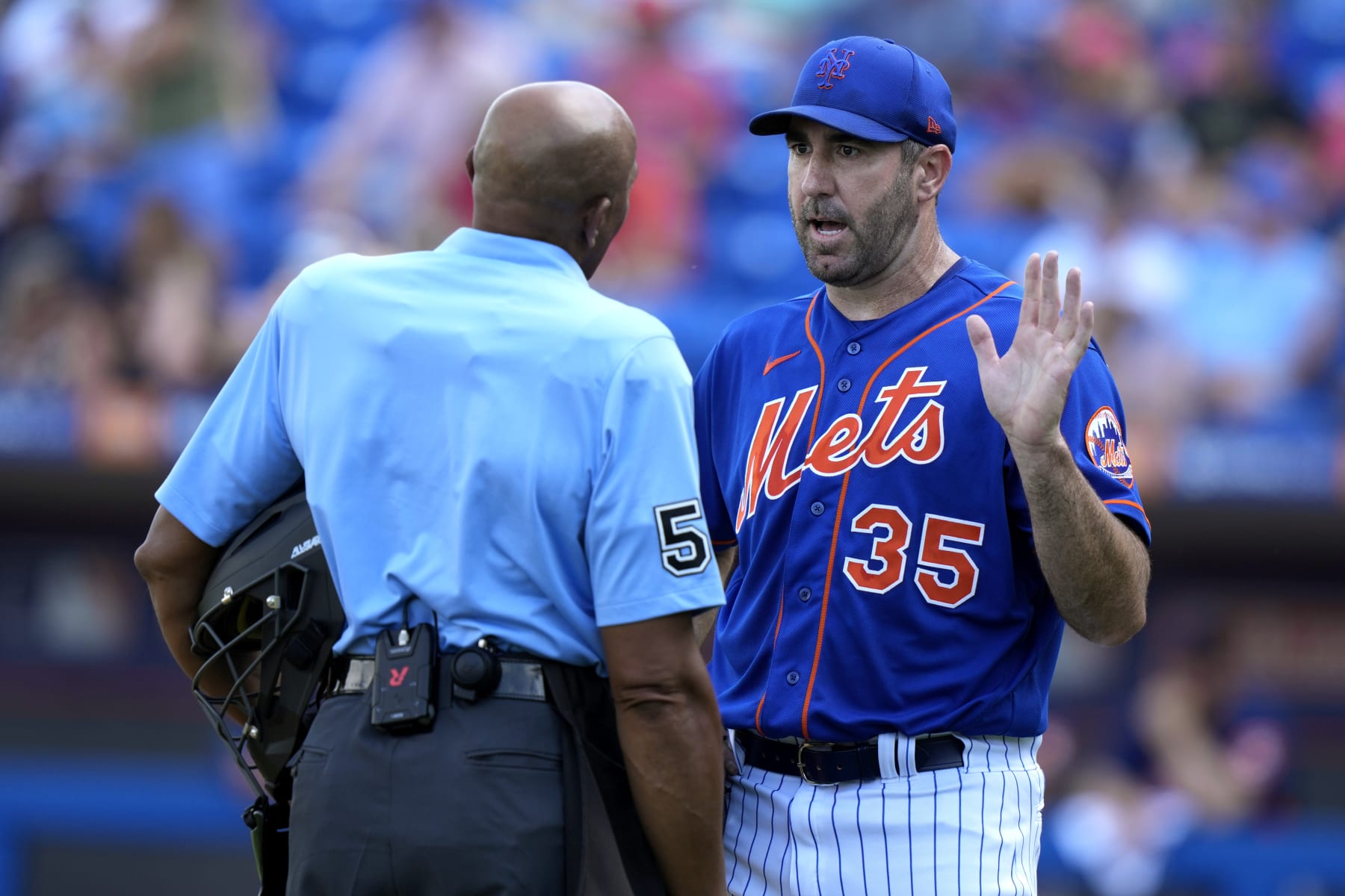 Some 10 umpires reportedly to opt out of shortened MLB season