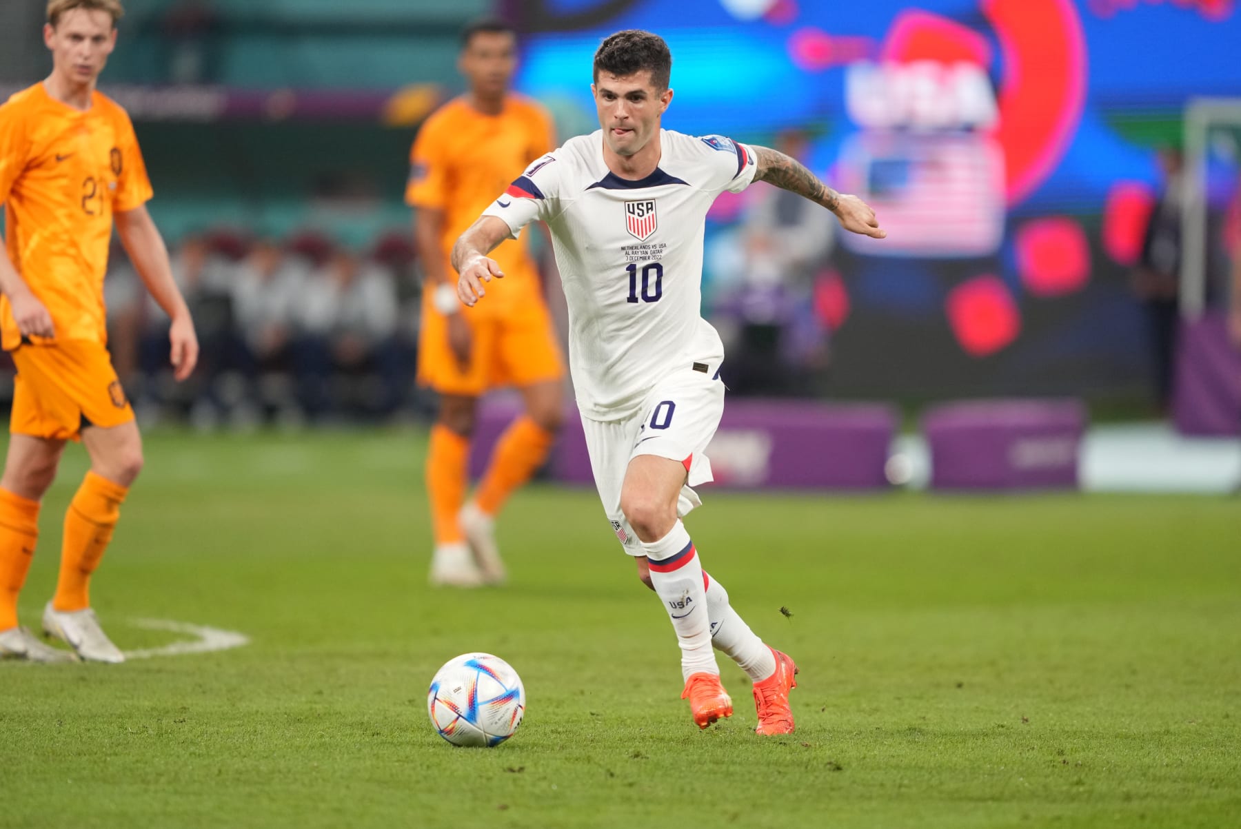 DOHA, QATAR - DECEMBER 3: Christian Pulisic #10 of the United States dribbles with the ball during a FIFA World Cup Qatar 2022 Round of 16 match between Netherlands and USMNT at Khalifa International Stadium on December 3, 2022 in Doha, Qatar. (Photo by John Todd/ISI Photos/Getty Images)