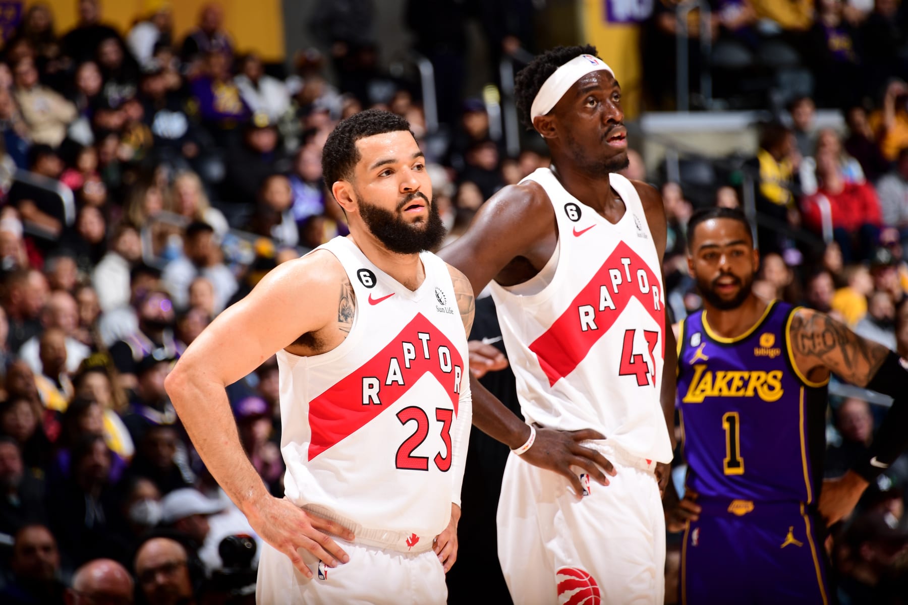 Sunday's NBA playoffs: Kawhi Leonard, Raptors sink 76ers to even series