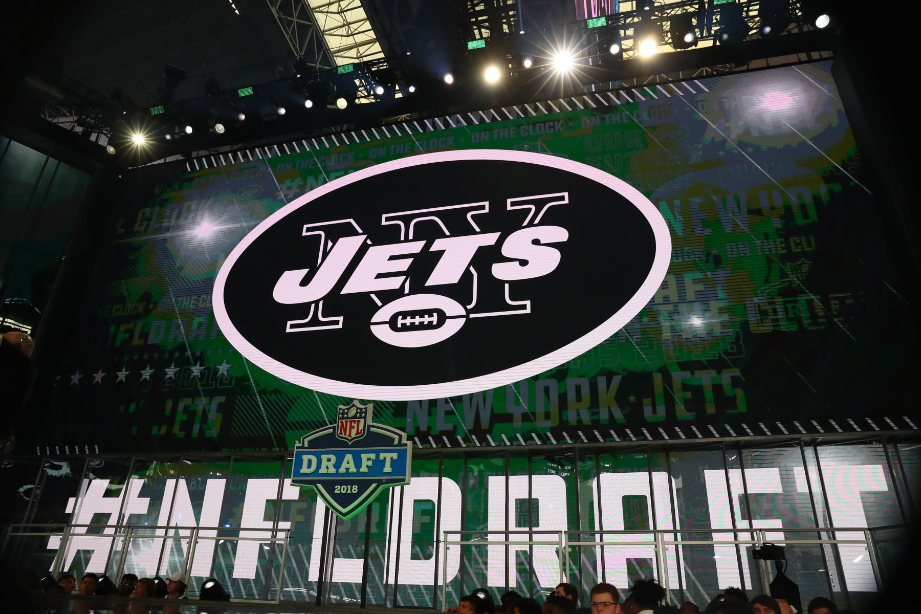 Garrett Wilson Headlines Jets' Quartet in SI Fantasy Mock Draft - Sports  Illustrated New York Jets News, Analysis and More