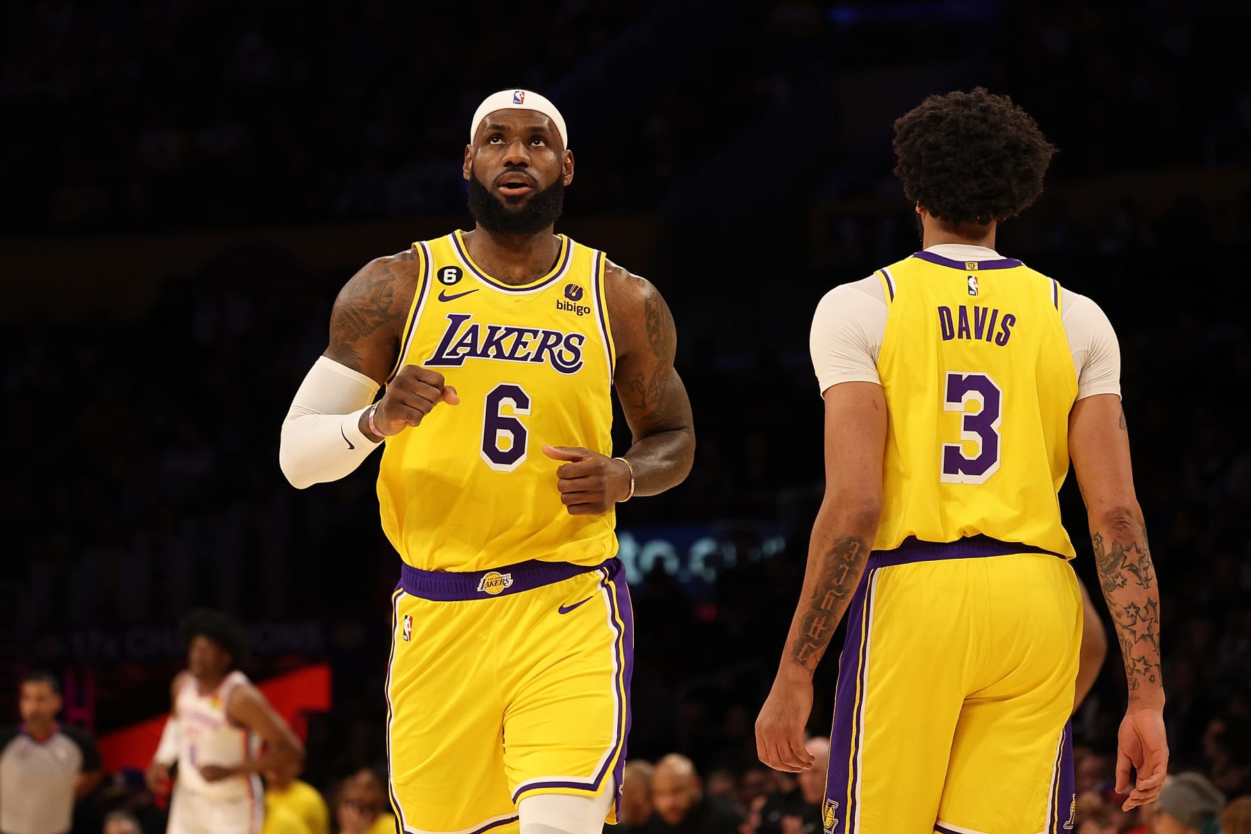 Los Angeles Lakers NEW ROSTER REVIEW After Dangelo Russell, Vanderbilt &  Beasley Trade Ft. Lebron 