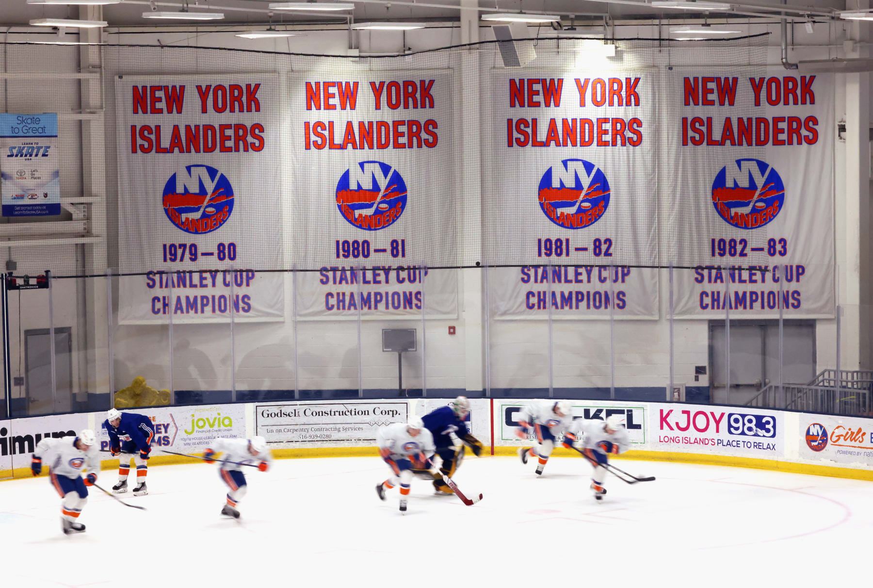 The Islanders are helping to support the 43 Oak Foundation with a $1 million donation.